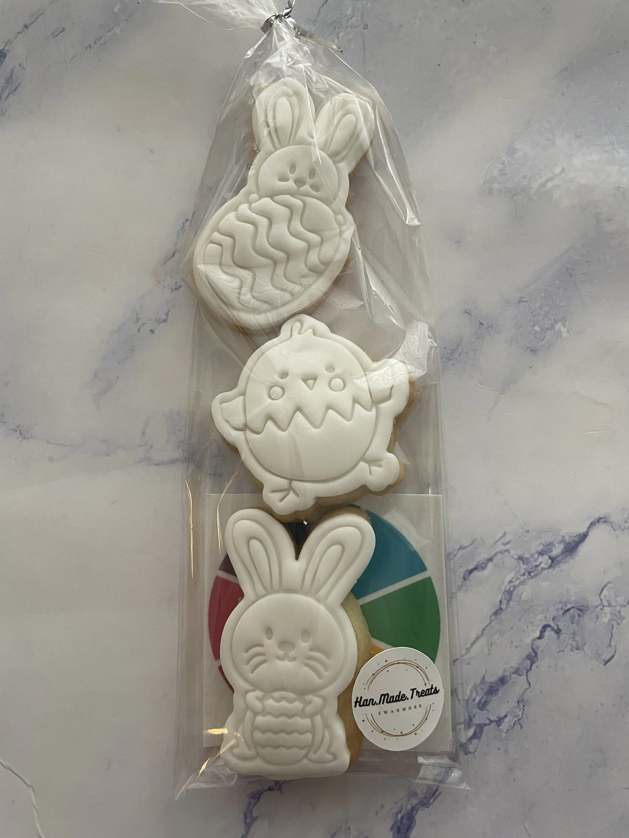 Paint your own Easter Biscuits (includes edible paint palette & brush) - £4.50