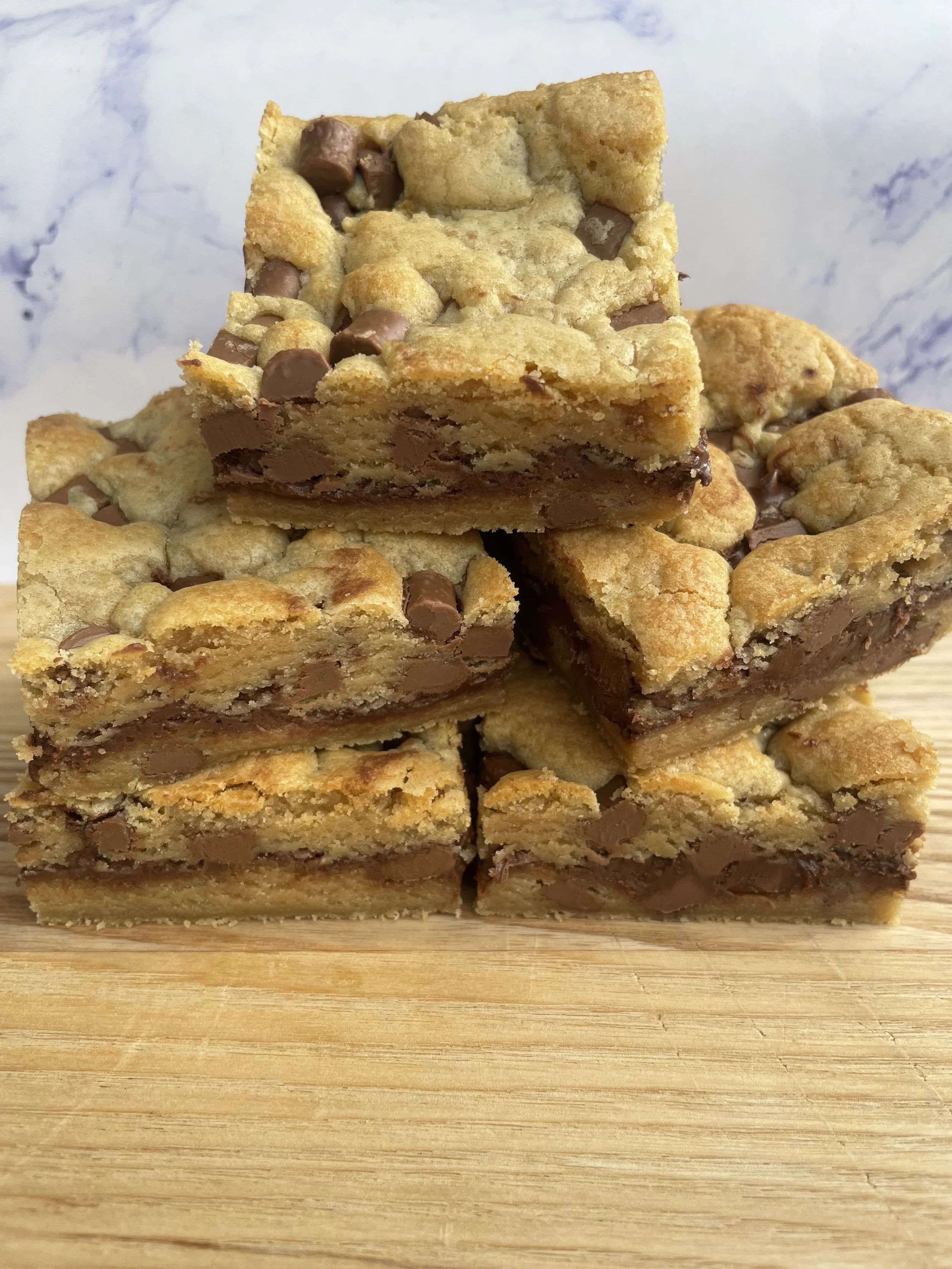 Nutella Cookie Bar (contains hazelnuts)