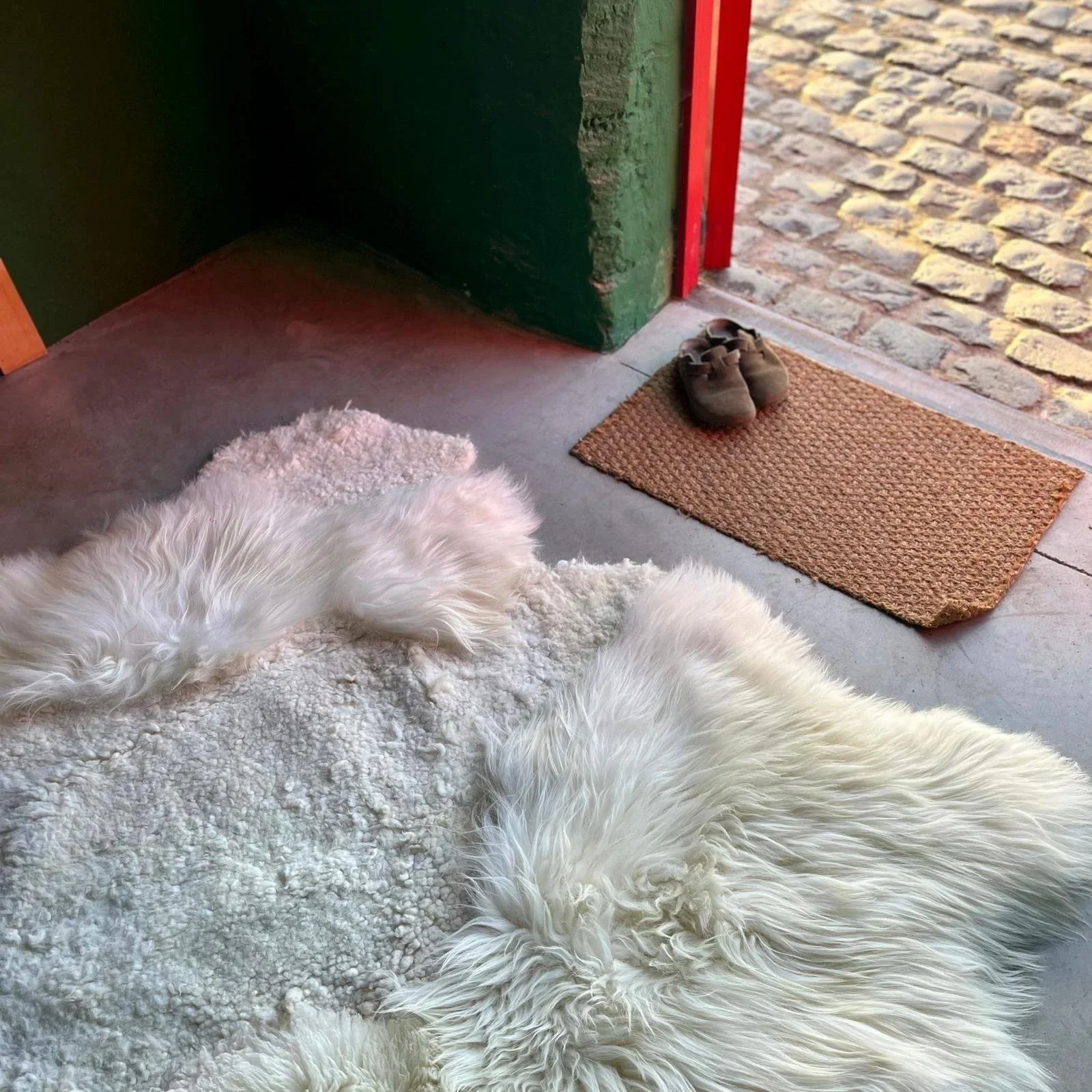 sheepskin+rug.jpg