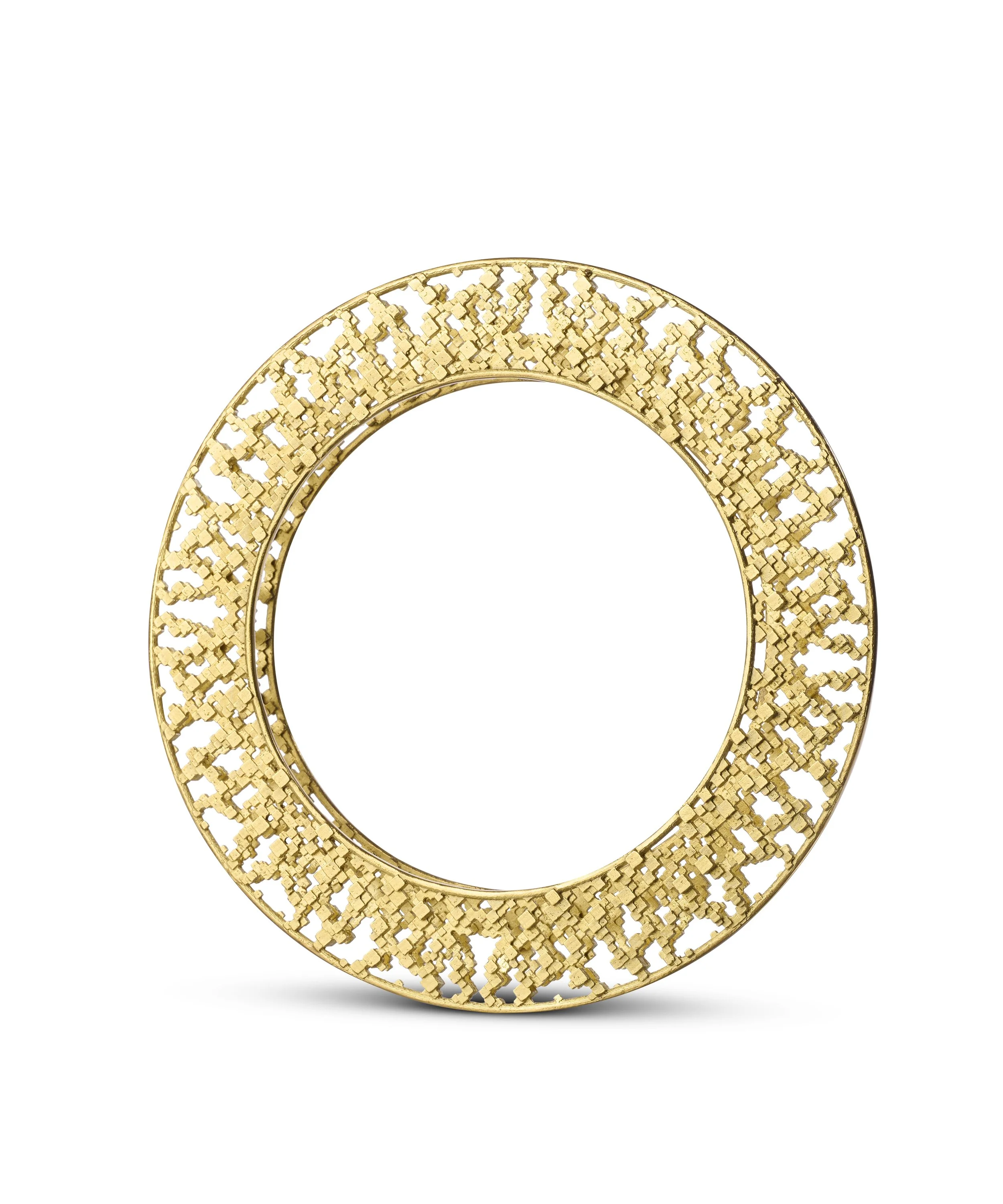 'Lace Edge' bangle, 2006, 18ct gold. RV.jpg