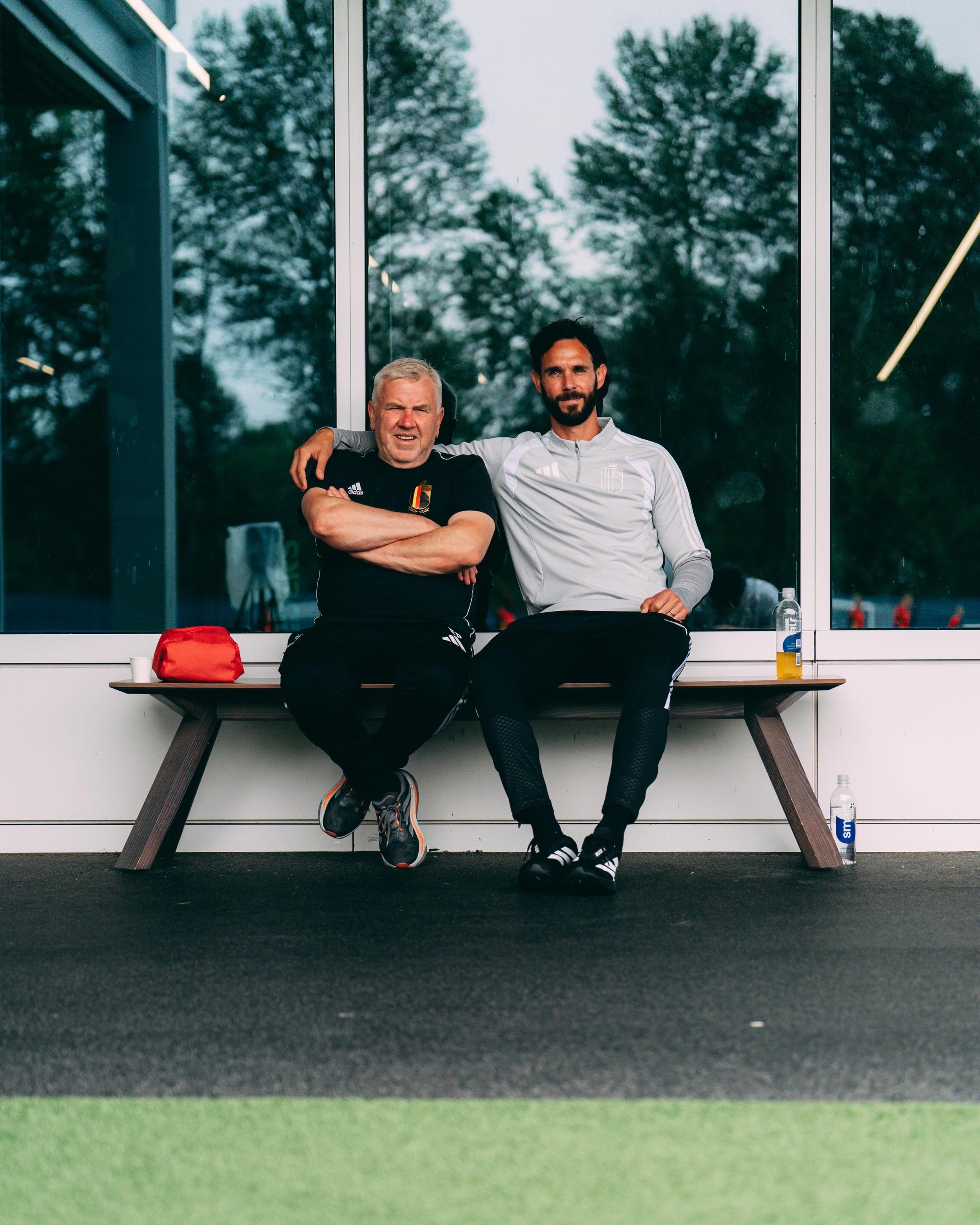 Just me, myself &amp; Eddy. Trusted colleague. Partner in crime.
@pepelseddy 
@belgianreddevils 
#massagetherapists
&bull;
📸 @stijncautereels