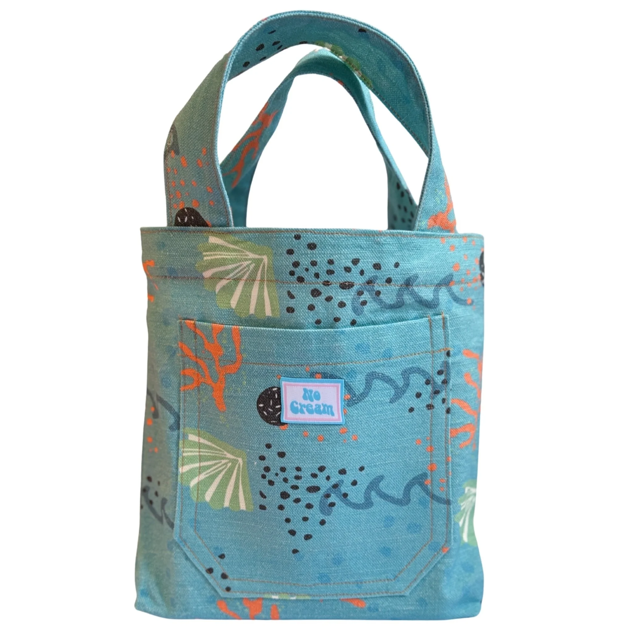Shell print mini tote bag launching tonight! 🐚 there&rsquo;s only one available so be quick 🧡 

#australianfashion #dopaminedressing #handmade #smallbusiness