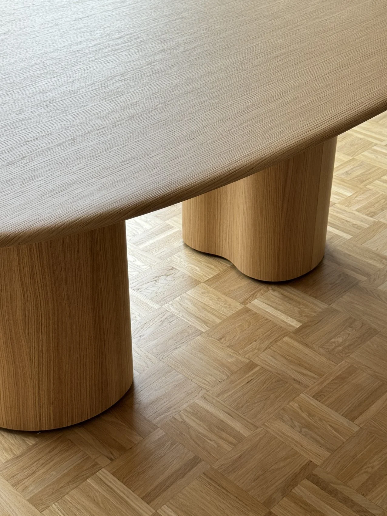 Formica bord Nordstrom Kelly Arkitekter.jpg