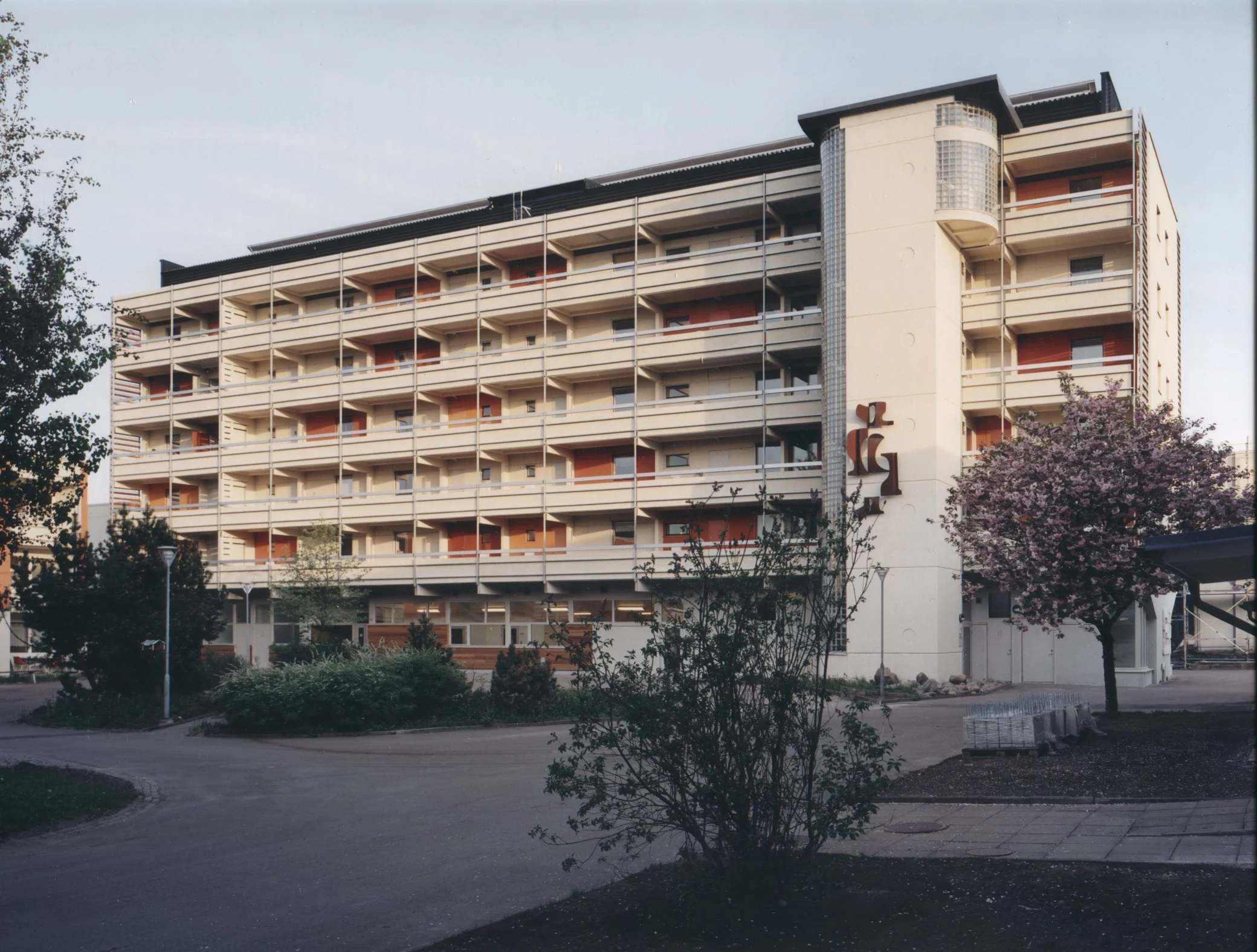 Solhusen i Gardsten fasad 2 Nordstrom Kelly Arkitekter.jpg