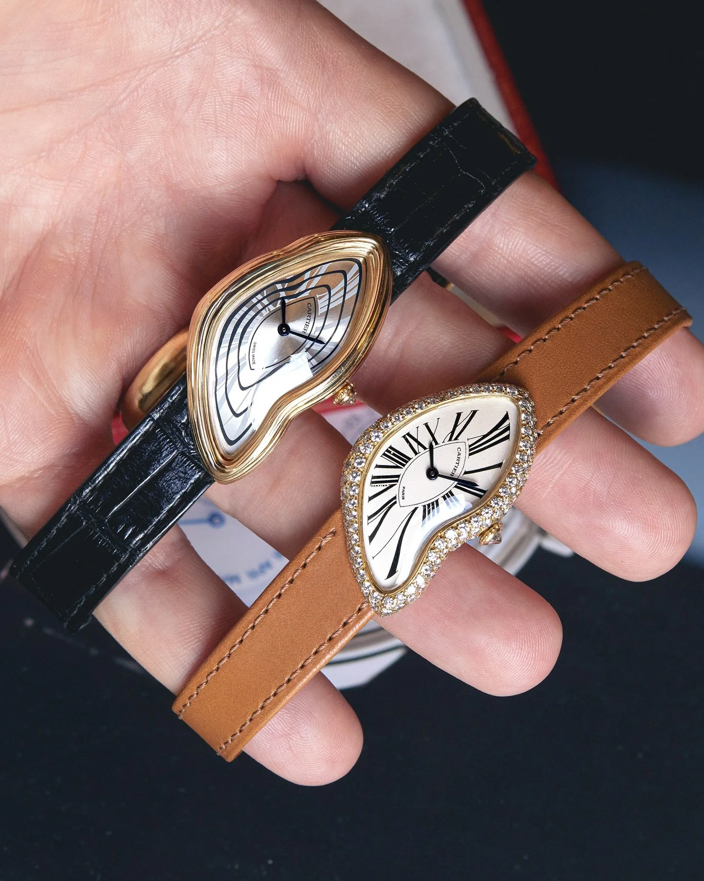 Cartier Crash. An icon that refuses to follow straight lines. Yellow gold or diamond-set - which matches your style?

#cartiercrash #cartierwatches #cartiertimepieces #watchcollector #luxurywatches #watchaddict #iconicdesign #highjewelry #horology #w