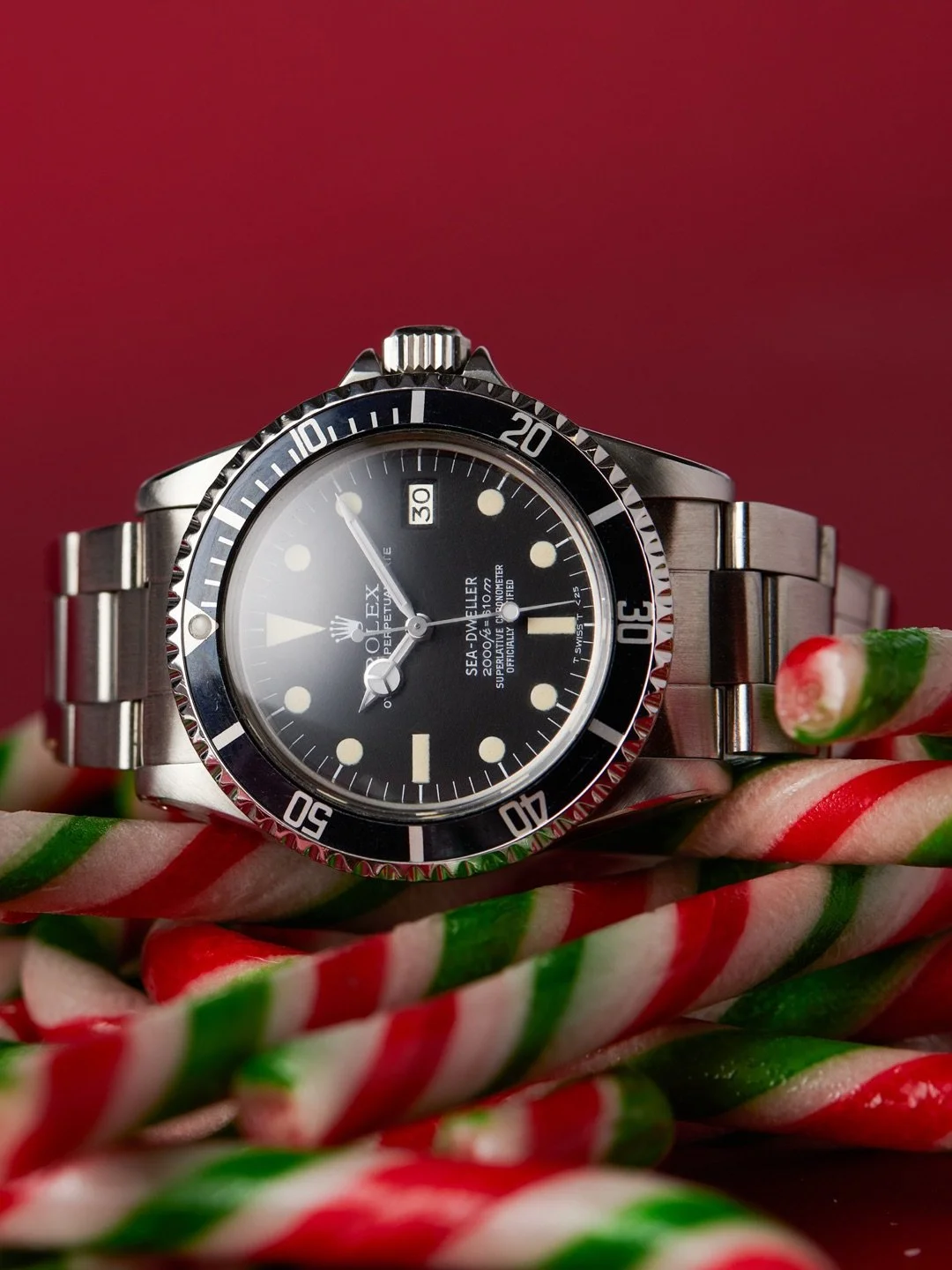 Rolex Sea-Dweller 16650 &mdash; stainless steel, 40mm case, Rolex calibre inside, and the rare &lsquo;rail&rsquo; text alignment that sets this reference apart. A subtle quirk with history.

#thewatchbarn #chrono24 #Rolex #SeaDweller #16650