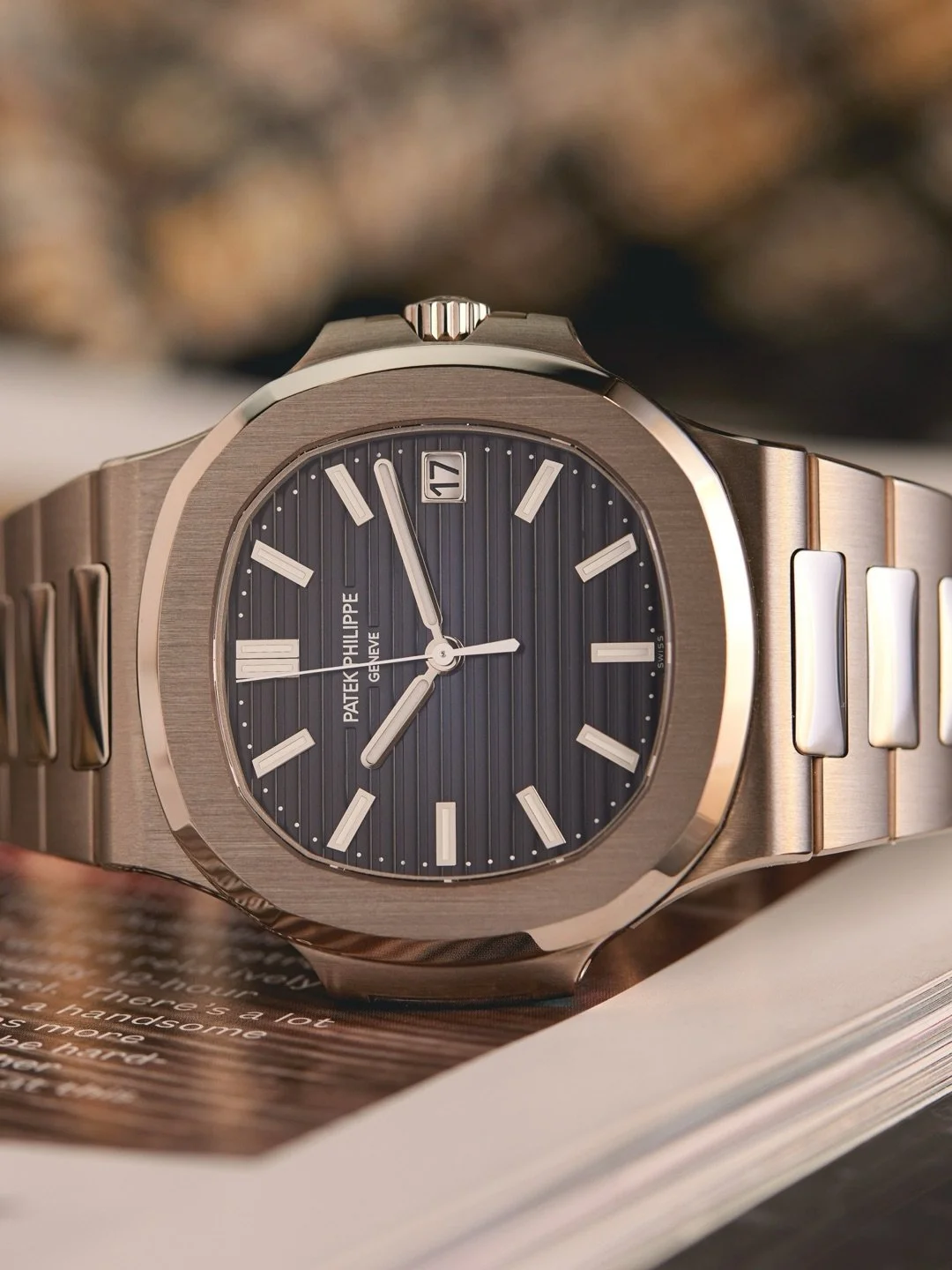 Patek Philippe 5811/1G-001 &mdash; white gold, measured proportions, and the kind of finishing that rewards real close inspection.

#patekphilippe #chrono24 #5811 #chrono24uk #thewatchbarn