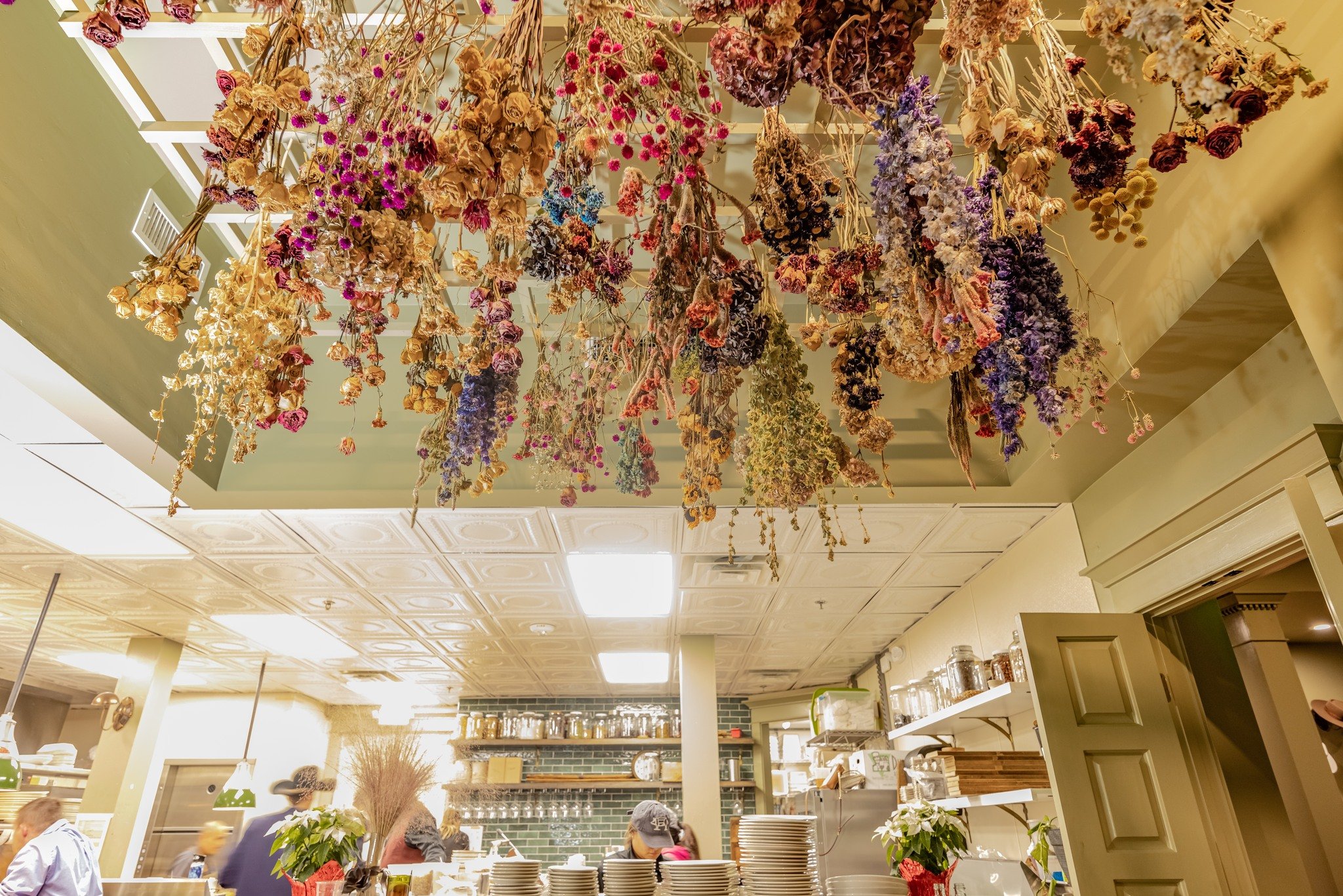 🌸 Drying in plain sight! 
At Harvest, our flowers don&rsquo;t just make the table; they make the space. Spot our drying racks of blooms as they transform into the perfect garnish, bouquet, or touch of magic for your visit. ✨

 #harvestatthemasonic #