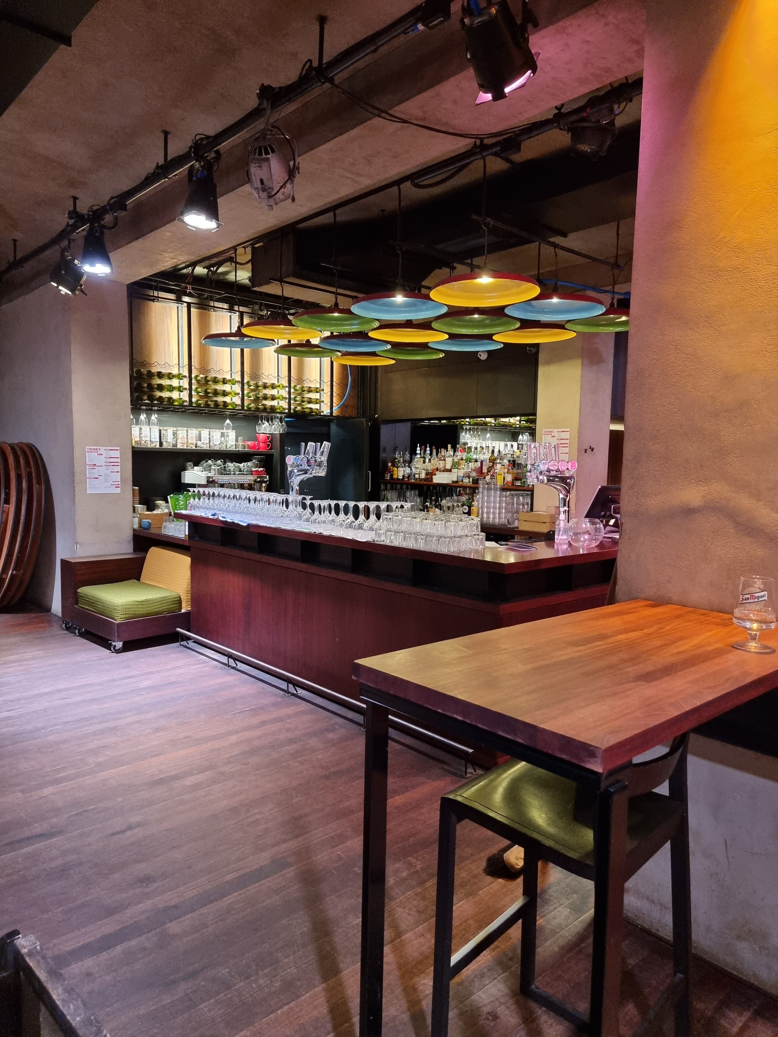 Royal-Court-Theatre-bar-sw1-project-manager.jpg