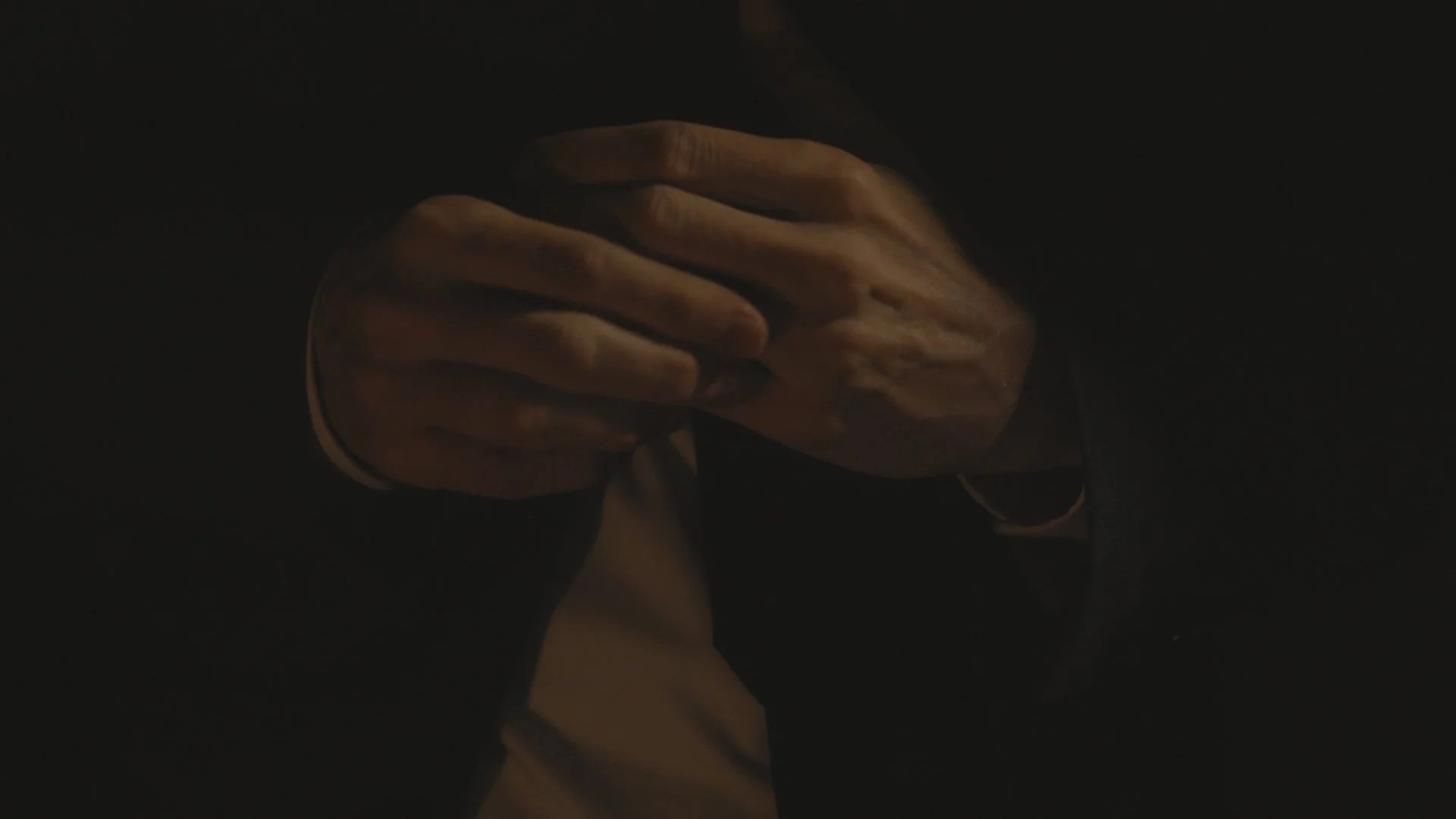 Timeline 1_01_02_32_13.jpg