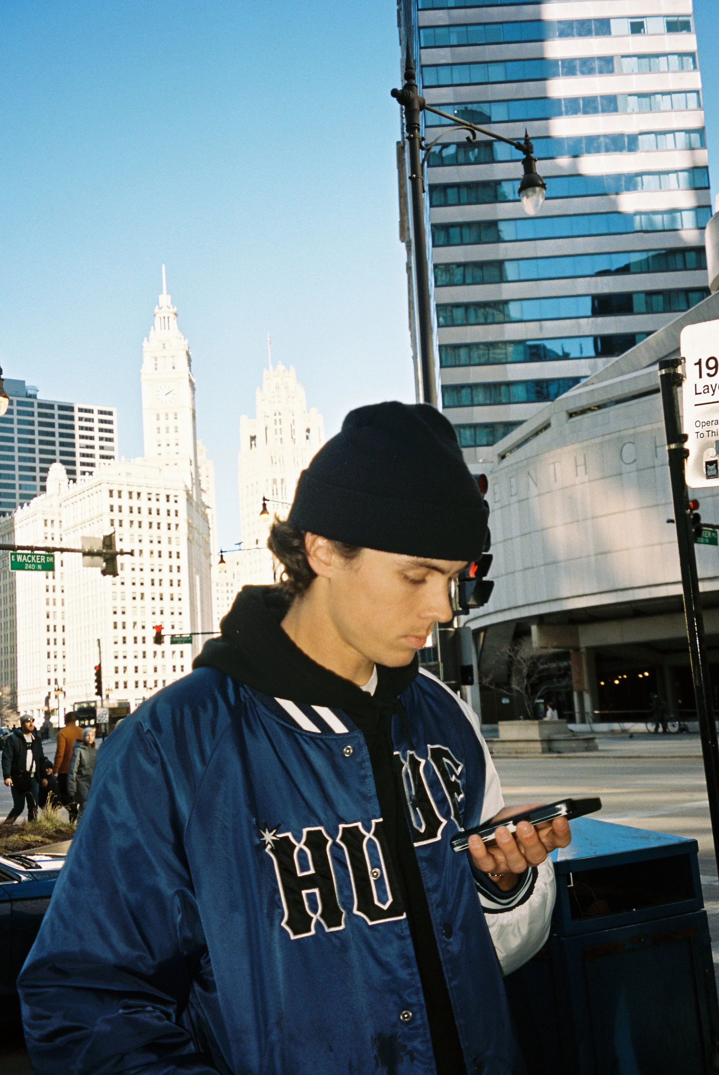 001013002697-R1-045-21.JPG