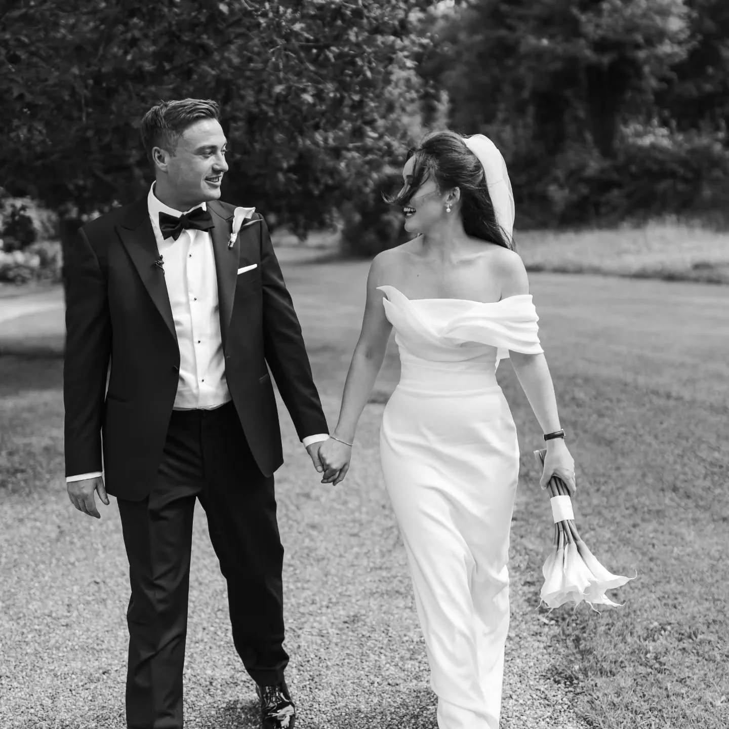 ✨️18.07.25✨️

@niamhsmith.weddings 
@darla_haute_couture 
@theonebysineadcorcoran
@louiscopeland_and_sons
@matthewfeeney_hair 
@maryellendarbybridal 
@frogprinceweddings 
@ivoryfilms 
@clonabreany