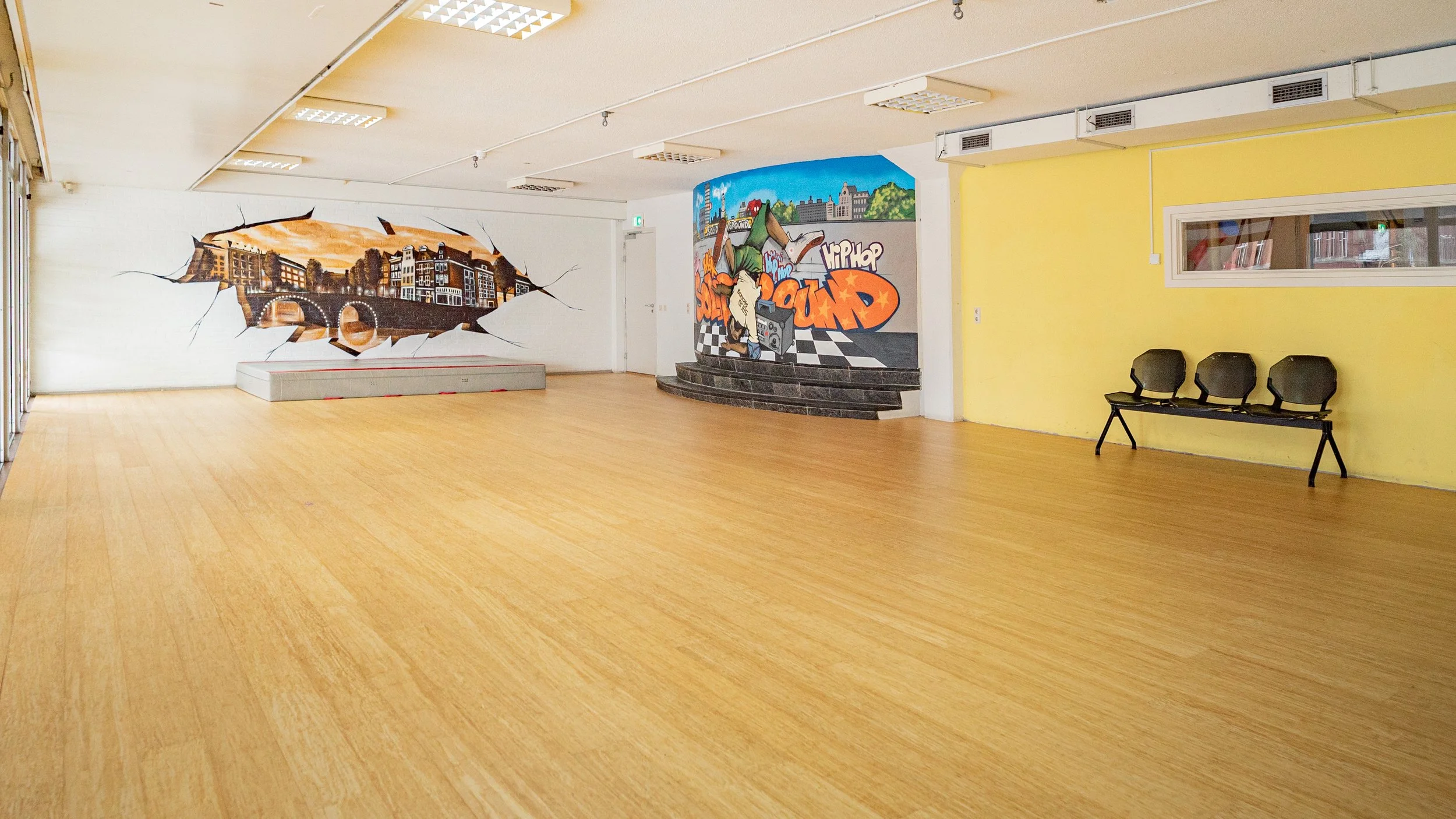 Waterstudio - Solid Ground Movement