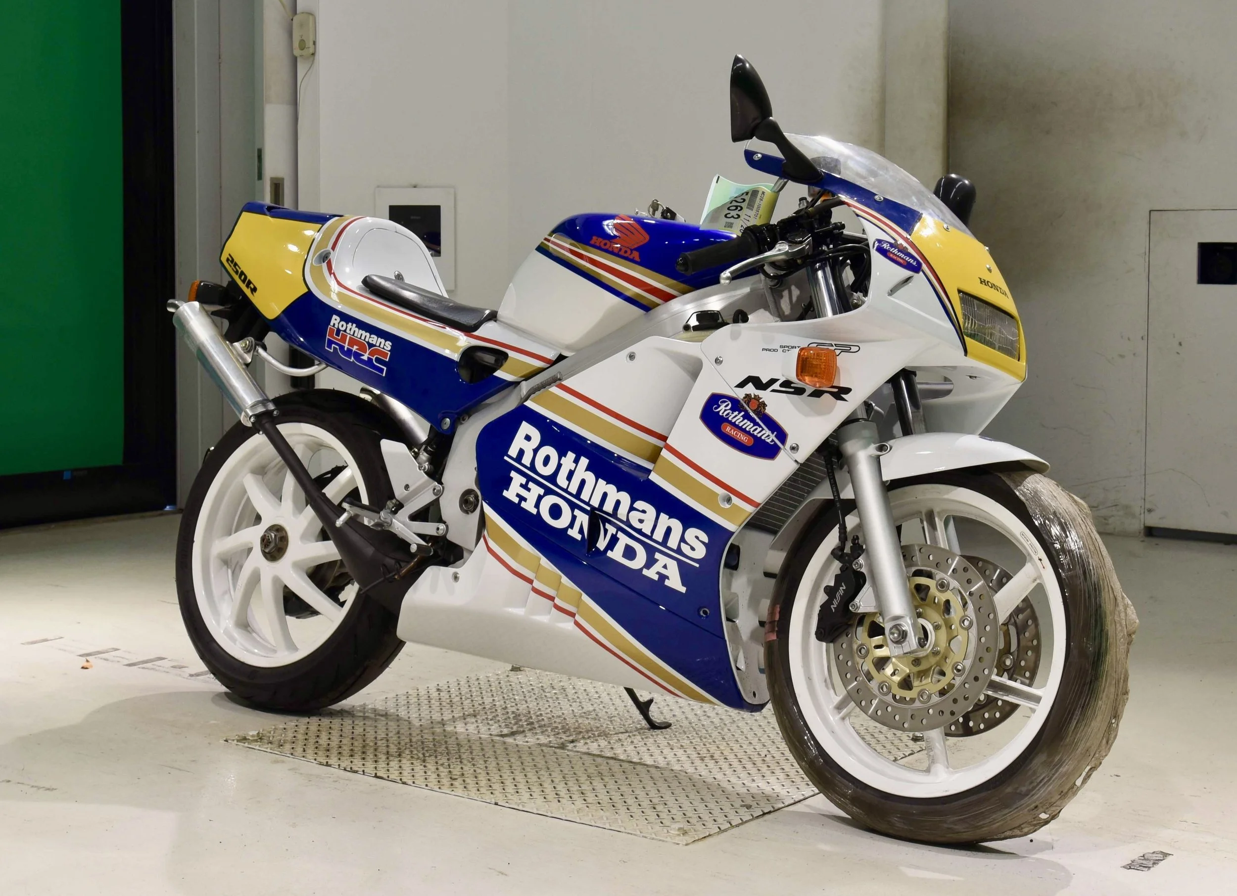 Honda NSR250 MC28 SP 3.jpg