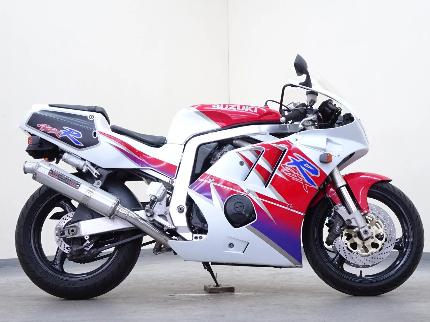 Moto2 Imports