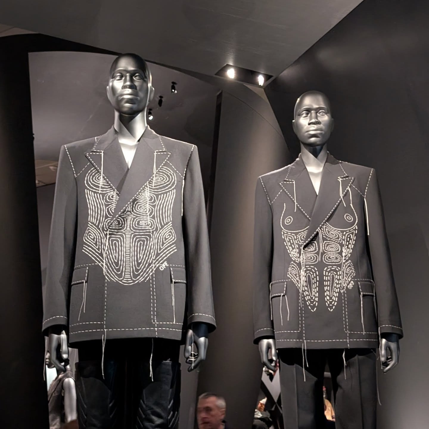 Superfine exhibit for The Met Costume Institute opens late this week.
#superfine #themetropolitanmuseumofart #costumegallery #costumeinstitute #inspiring #membershiphasitsprivileges
