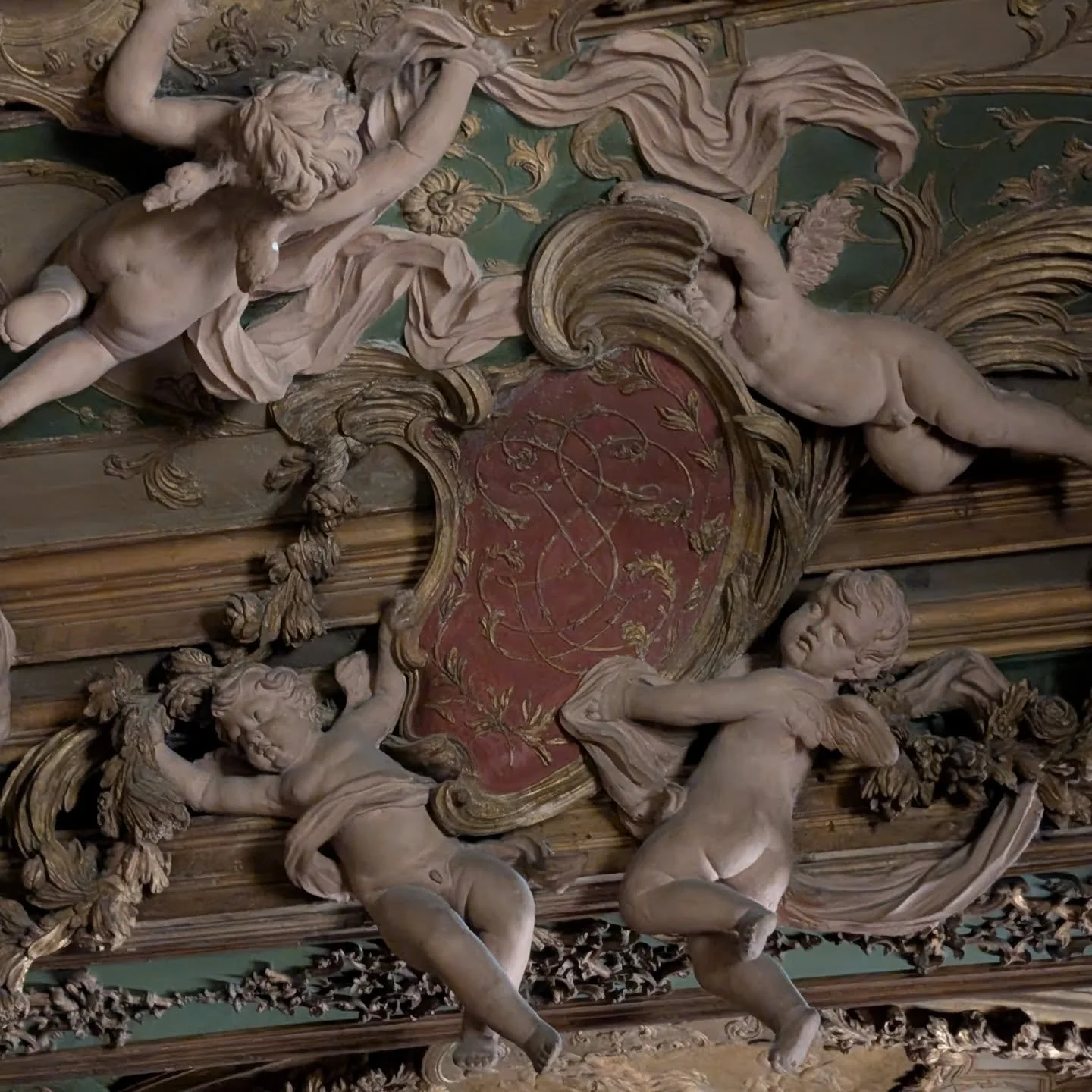 #morningatthemet #italianrenaissanceart #cupids

#nyctourguide