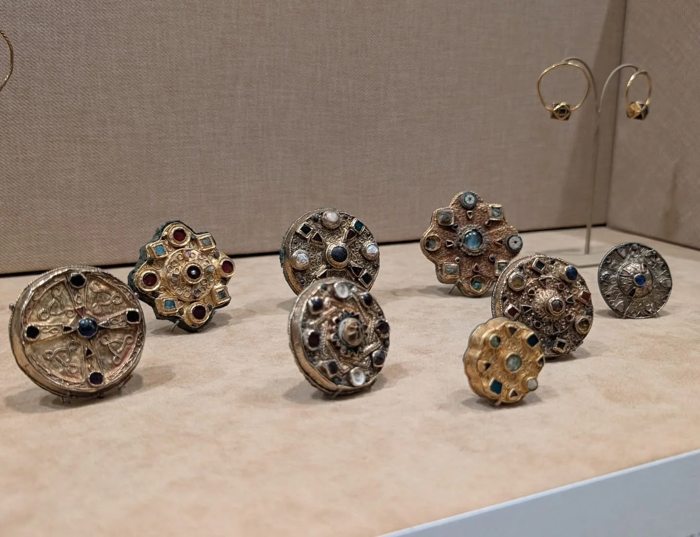 #morningatthemet #byzantium 
#nyctourguide
