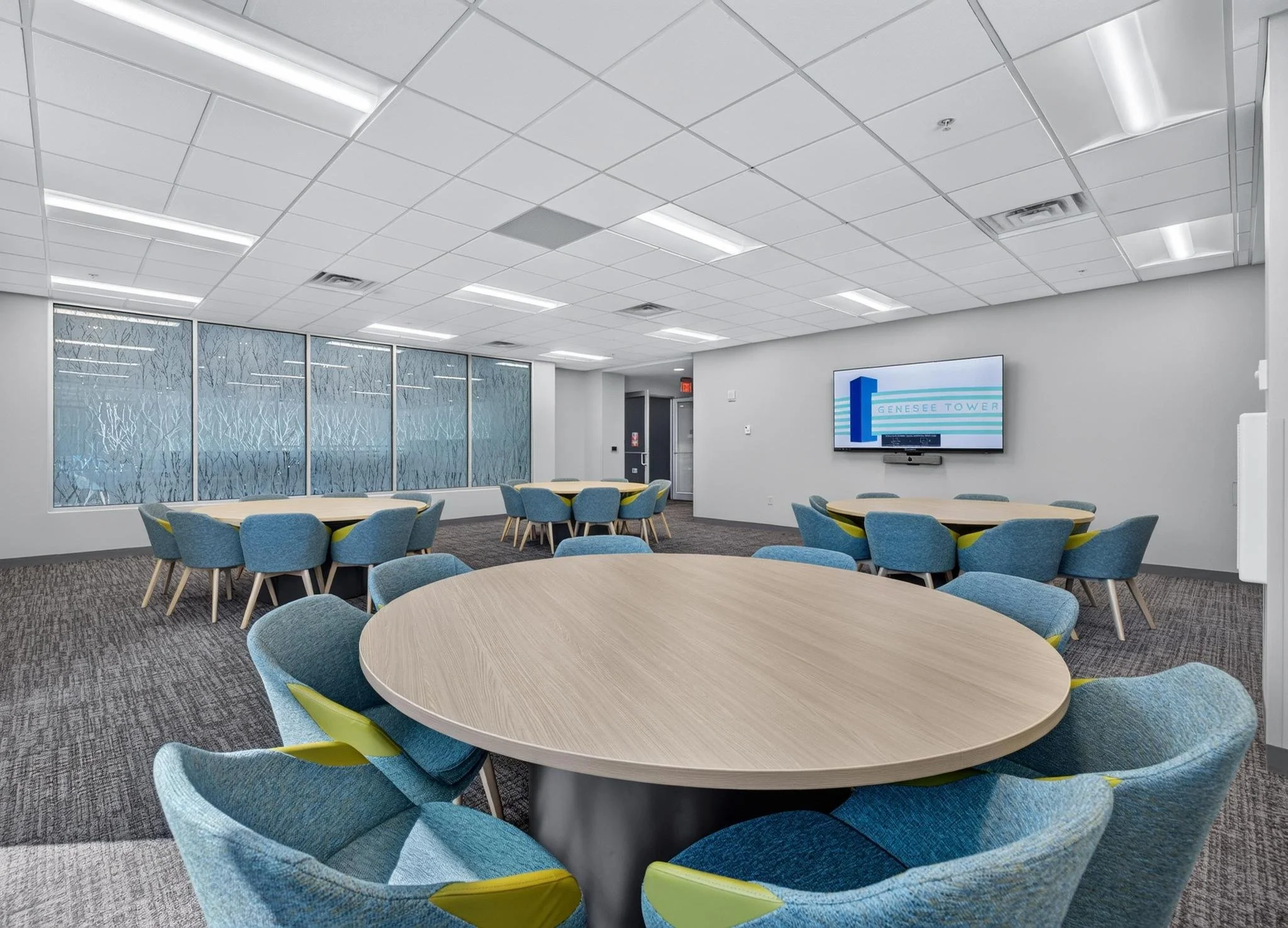 Large lunchroom