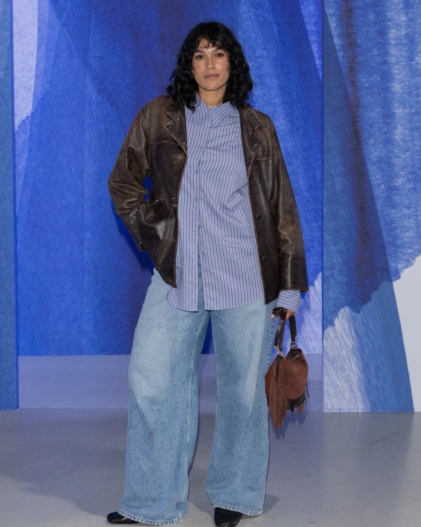 @jenniferatilemile attends the @ujoh.official runway show during @parisfashionweek
⠀⠀⠀⠀⠀⠀⠀⠀⠀
#CWPR #PFW @bureau_mmd @imgmodels @milkmodelmanagement @chic_management