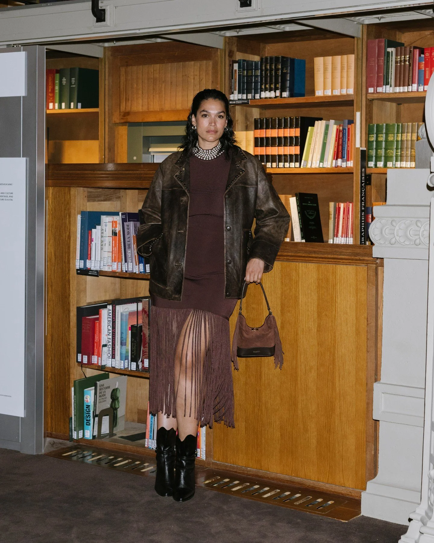 @jenniferatilemile attends the @sandroparis presentation at @parisfashionweek

#CWPR #PFW @bpcm @imgmodels @milkmodelmanagement @chic_management