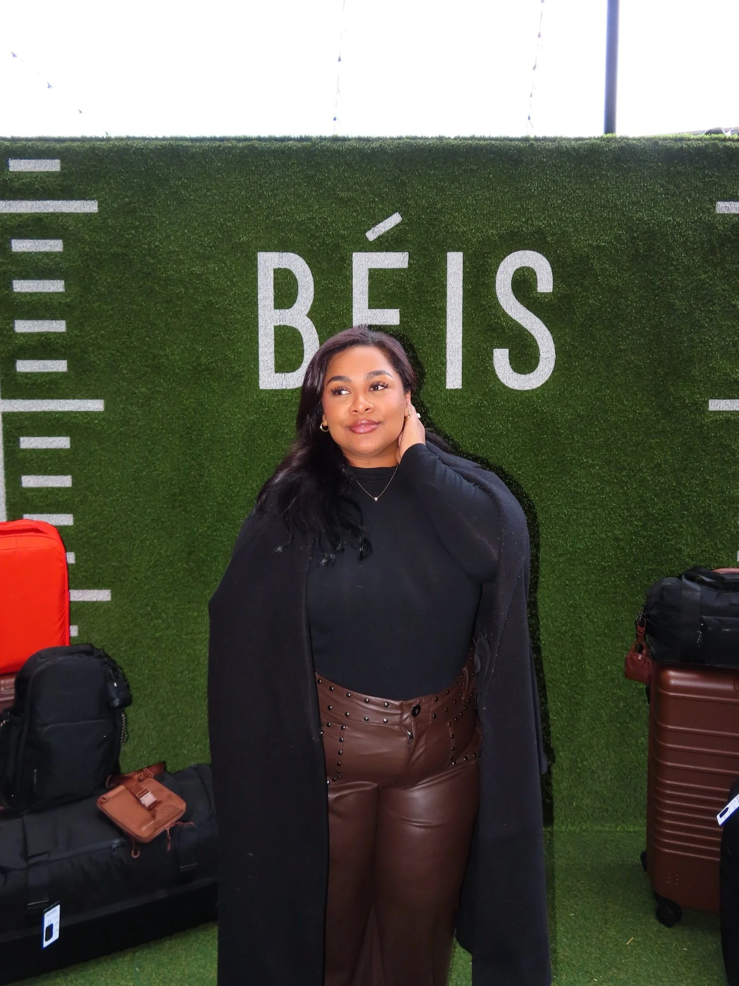@mayadannie attends The @beis Bowl event at the Super Bowl LX

@theledecompany @beachhousegroup #SuperBowlLX #CWPR