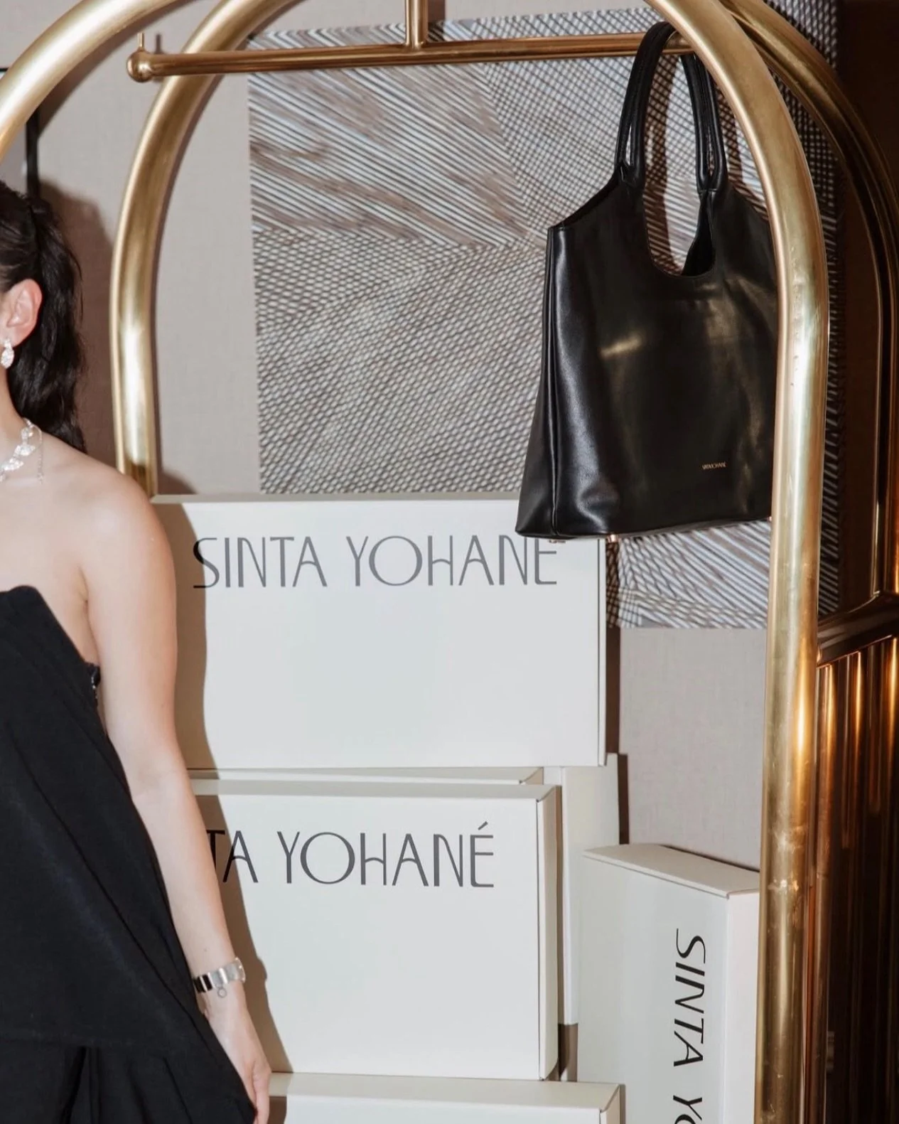 CWPR is proud to announce our support of Sinta Yohan&eacute;, a new luxury fashion house founded by @izyohanna. The brand made its debut in San Francisco on May 23rd with an intimate, gallery-style launch at The Palace Hotel.
⠀⠀⠀⠀⠀⠀⠀⠀⠀
@sintayohane @