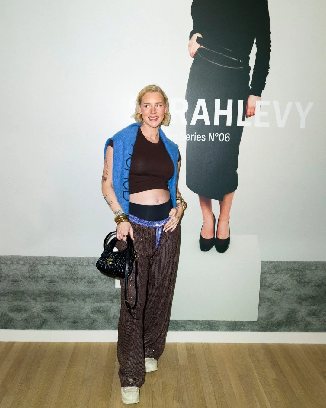 @charlottereardon attends the SARAHLEVY Collection Launch Event at Longchamp Soho

@_sarah_levy @longchamp @mikevitelli @wilhelminamodels @expectingmodels.official #CWPR