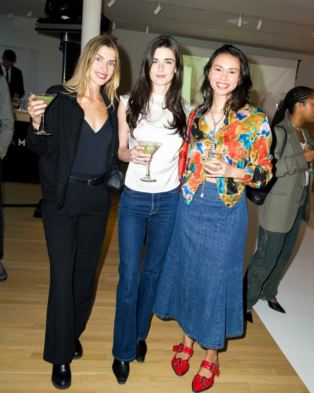 @kapriceimperial, @katiejprestonn, and @colby_farrell attend the SARAHLEVY Collection Launch Event at Longchamp Soho

@_sarah_levy @longchamp @mikevitelli @women360mgmt @zombiemodelmgmt @wilhelminalosangeles @fordmodelsmiami @kt_management @coolmgmt 
