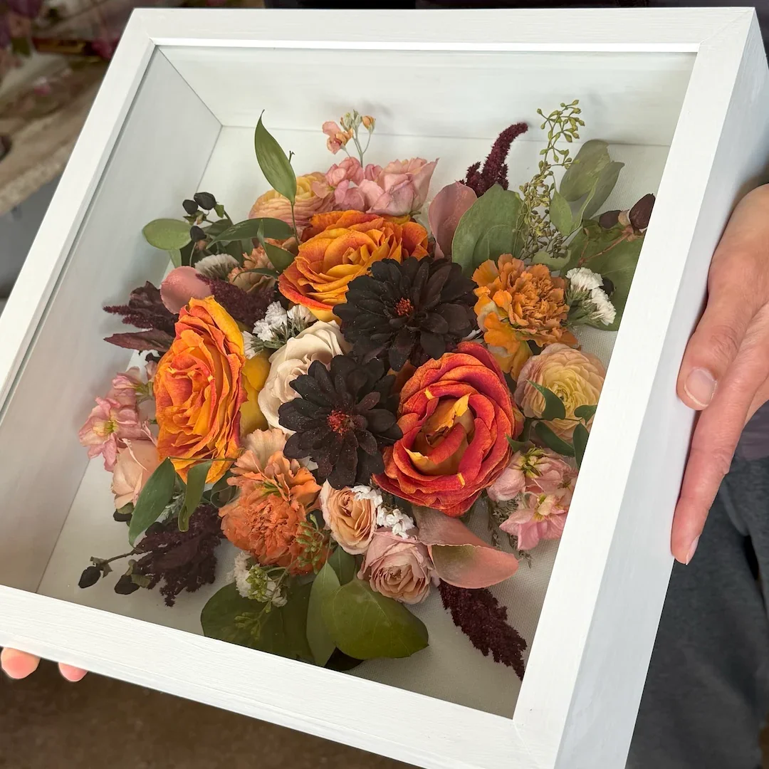flower-preservation-12x12-white-shadowbox-wedding-bridal-flowers2.webp