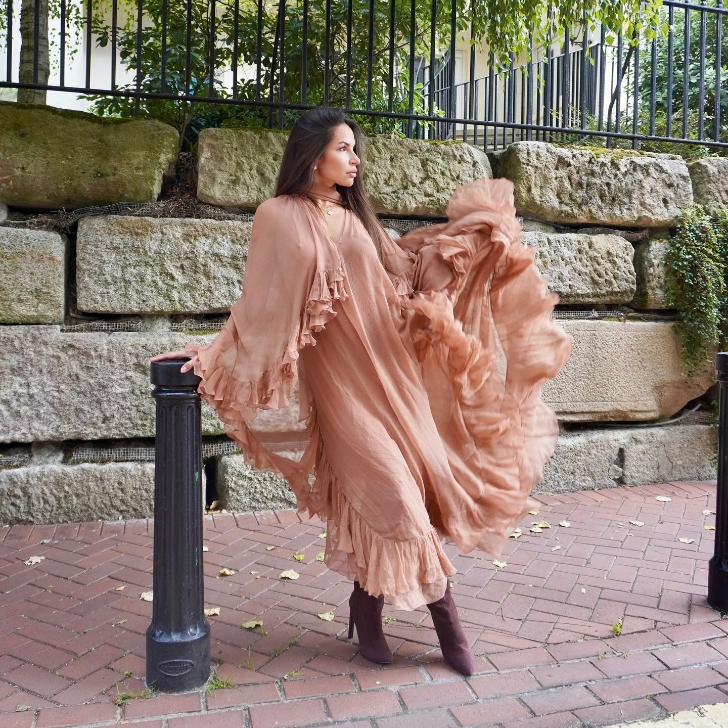 COOL GIRLS LO(an)VE CHLOE&hellip;

The long awaited New Season Chloe AW24 just landed at MK.
 
Head to MAISONKOY.COM to loan now!
_________________________________________

MAISONKOY.COM

FOR WOMEN THAT MAKE A STATEMENT.

____________________________