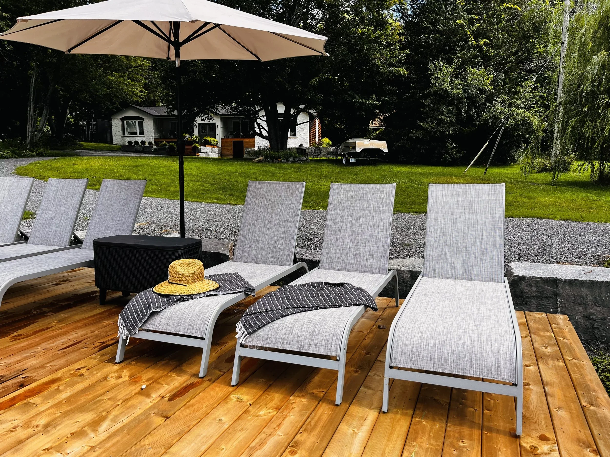 deck-loungers.jpg.webp