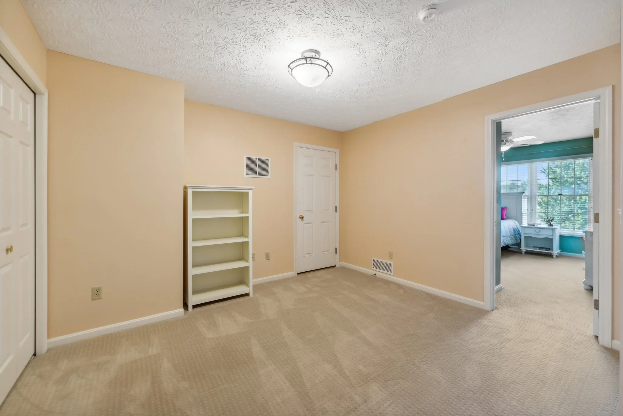 Briar Lakes Dr-045.jpg