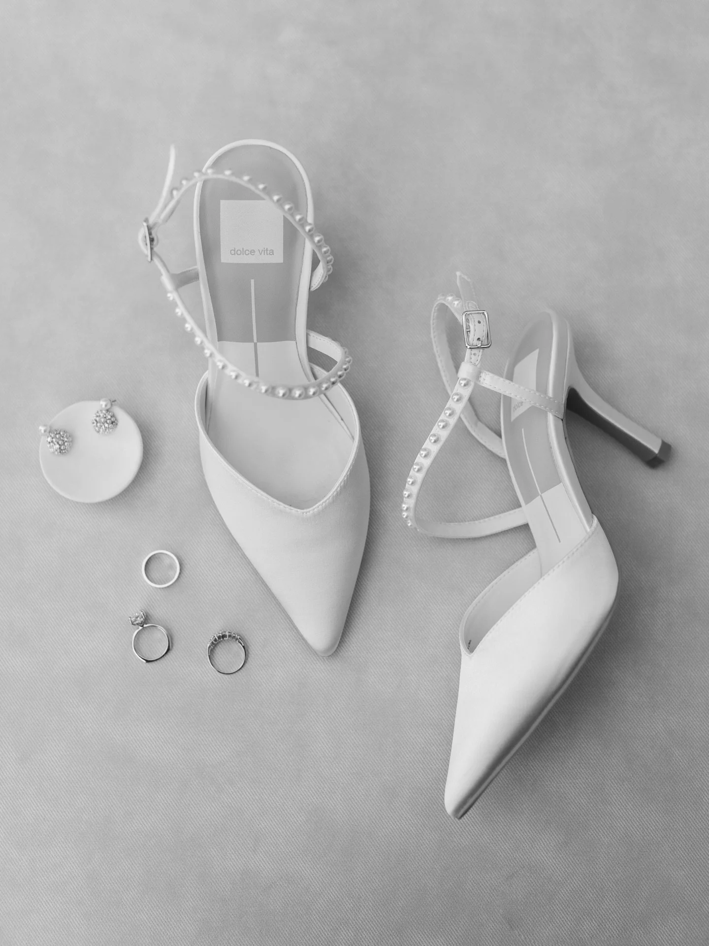 Simple elegance over everything🤍