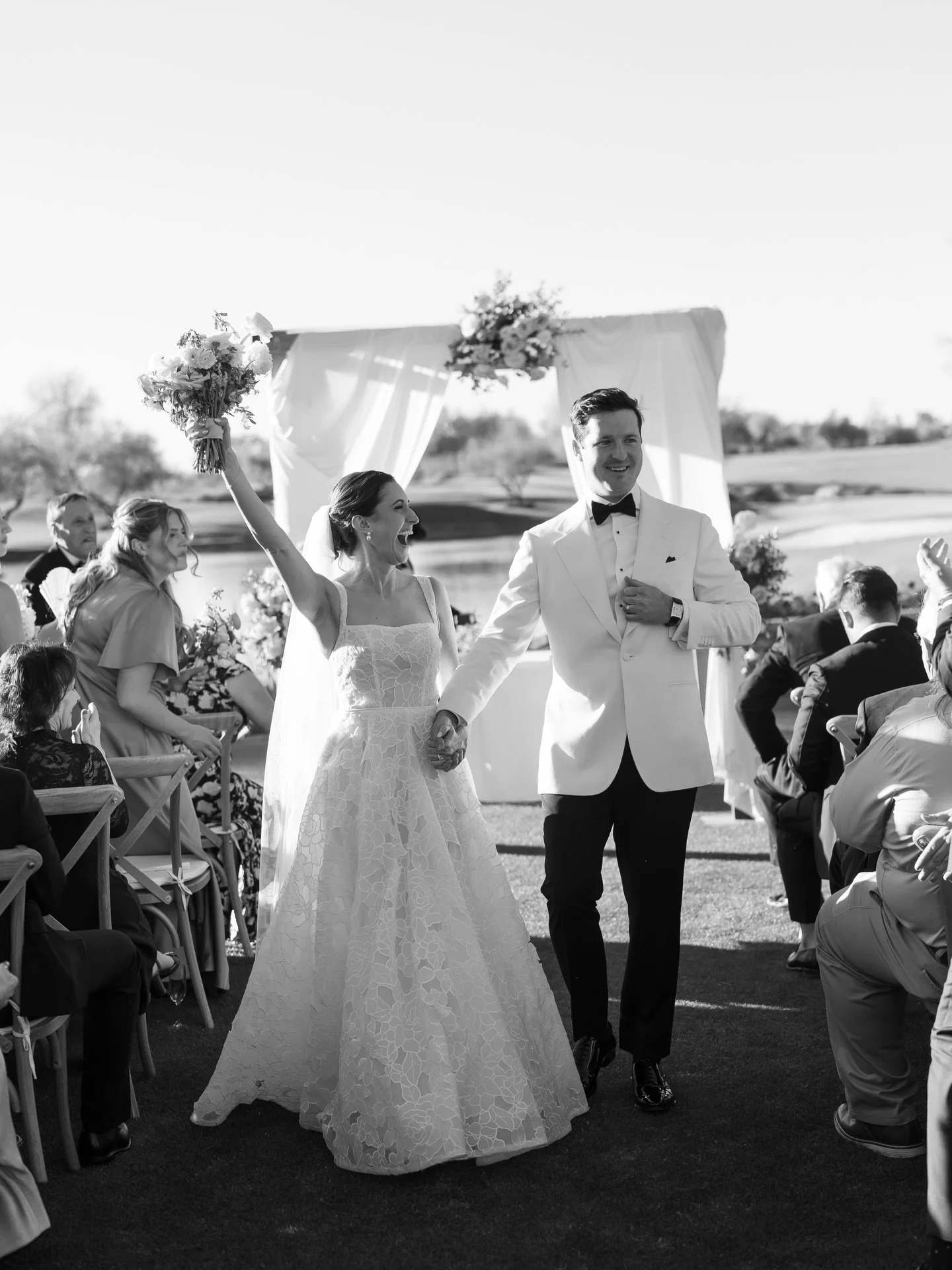 Mr &amp; Mrs Samples🤍

The perfect spring wedding for Rachel and Cooper as they became husband and wife! We loved celebrating with these two over the weekend. 

Their wedding day felt like it was always meant to be. From a heartfelt first look and p