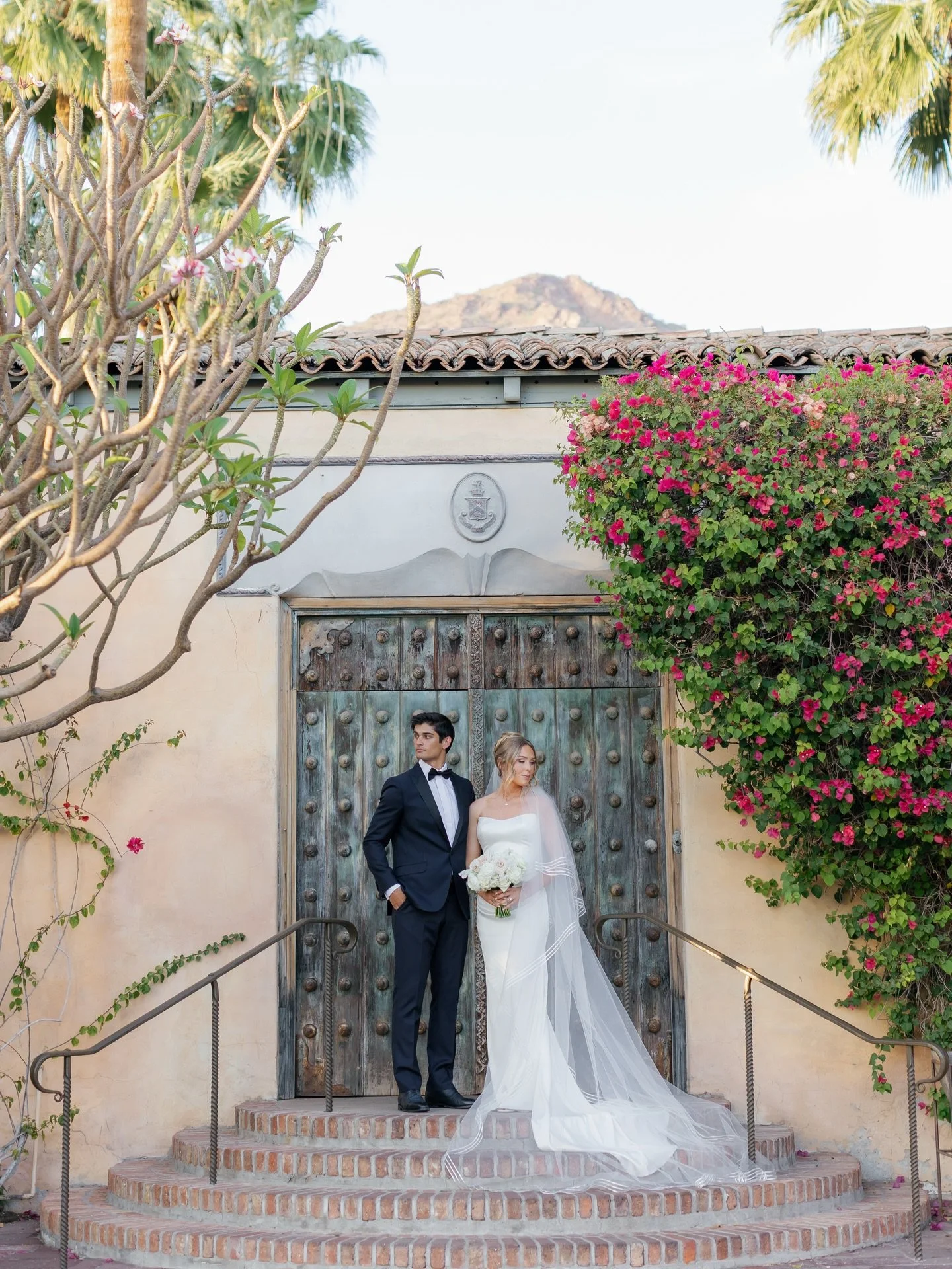Mr &amp; Mrs Periera🤍

A destination wedding in Arizona that felt like a dream. 

Elizabeth and Conrad invited their friends and family to join them in the desert for a weekend to remember as they celebrated becoming husband and wife. 

Set against 