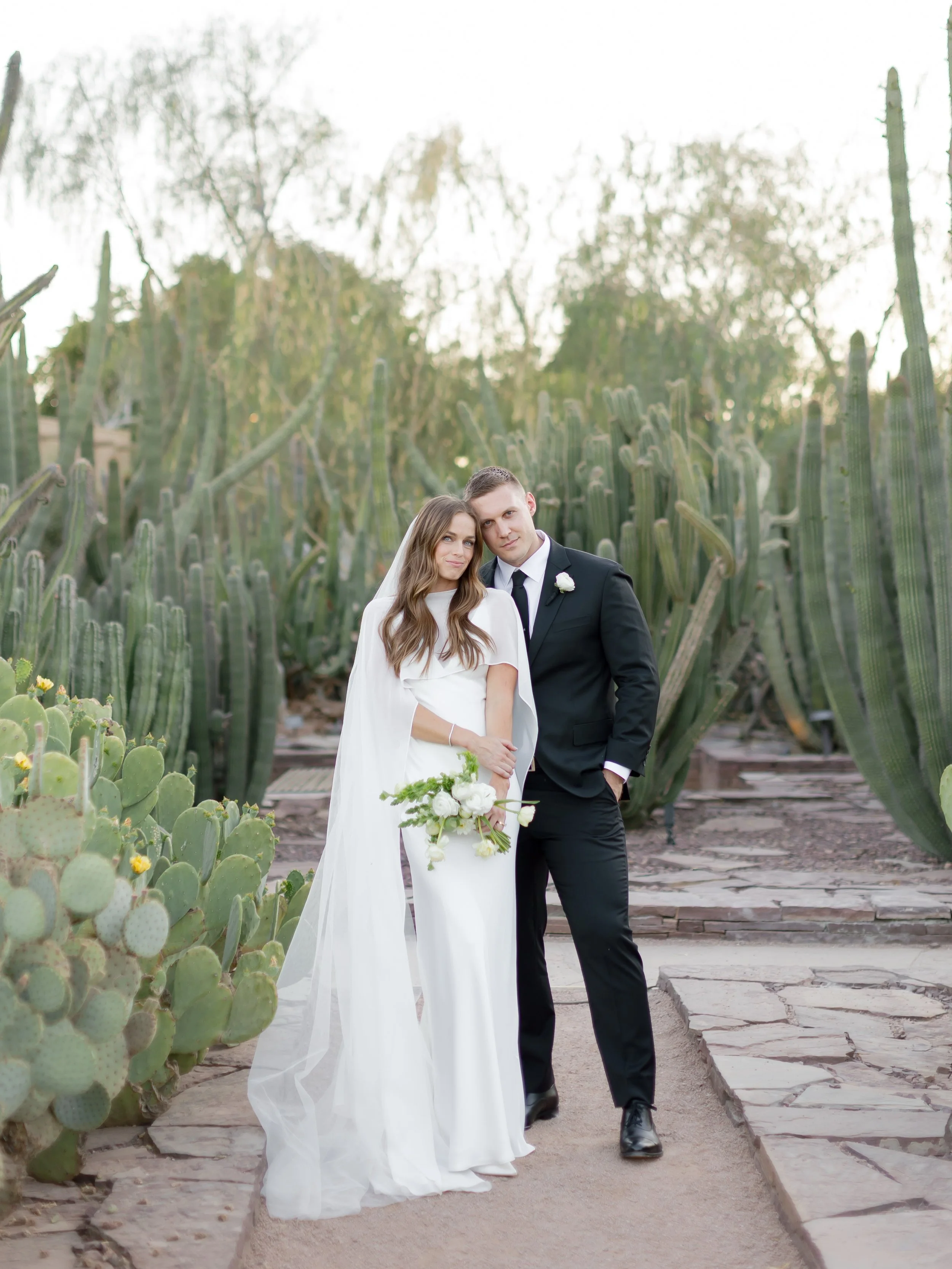 Mr &amp; Mrs Schindler🤍

The most special day for the sweetest couple. 

When I first got the call from Katie&rsquo;s mom that her and Grant were planning a surprise wedding for Katie, I wasn&rsquo;t quite sure what I was getting in to. But there wa