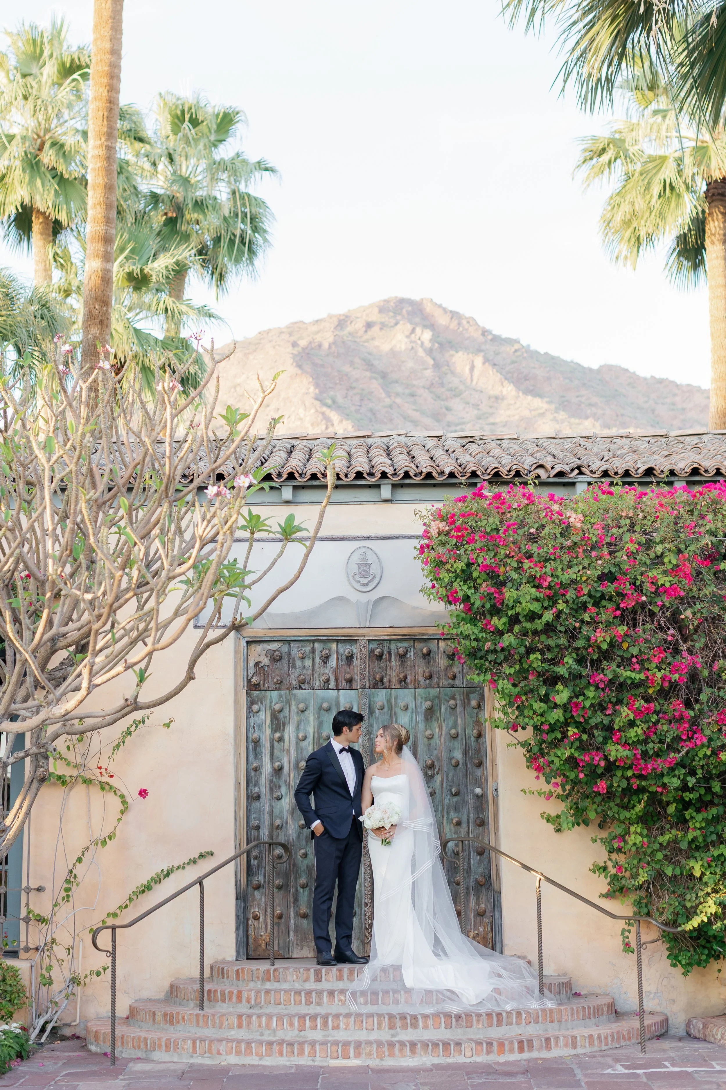 An intimate destination wedding at the historic Royal Palms Resort in Scottsdale, Arizona.