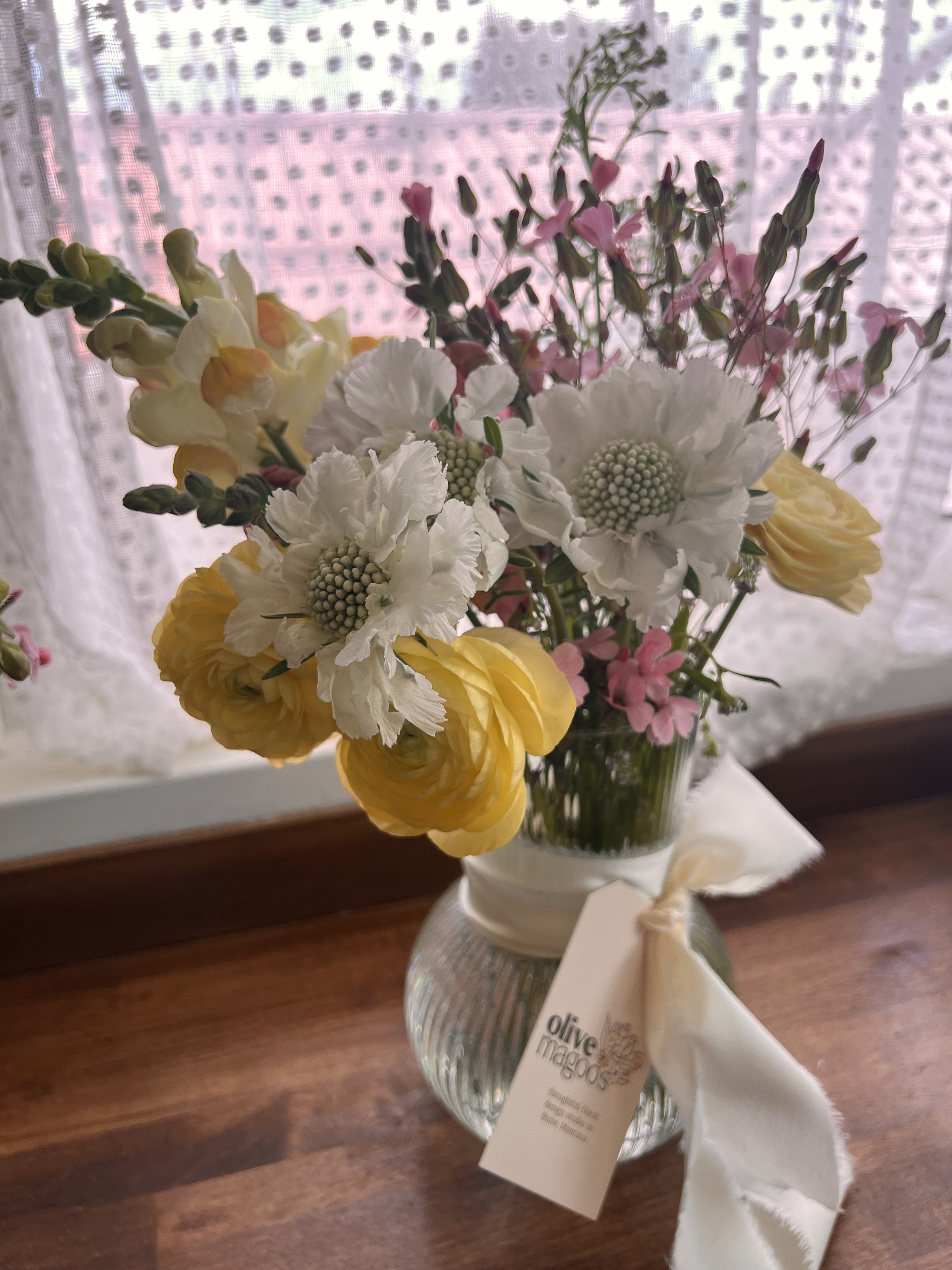 wrapped bouquet at Dandelion Salad