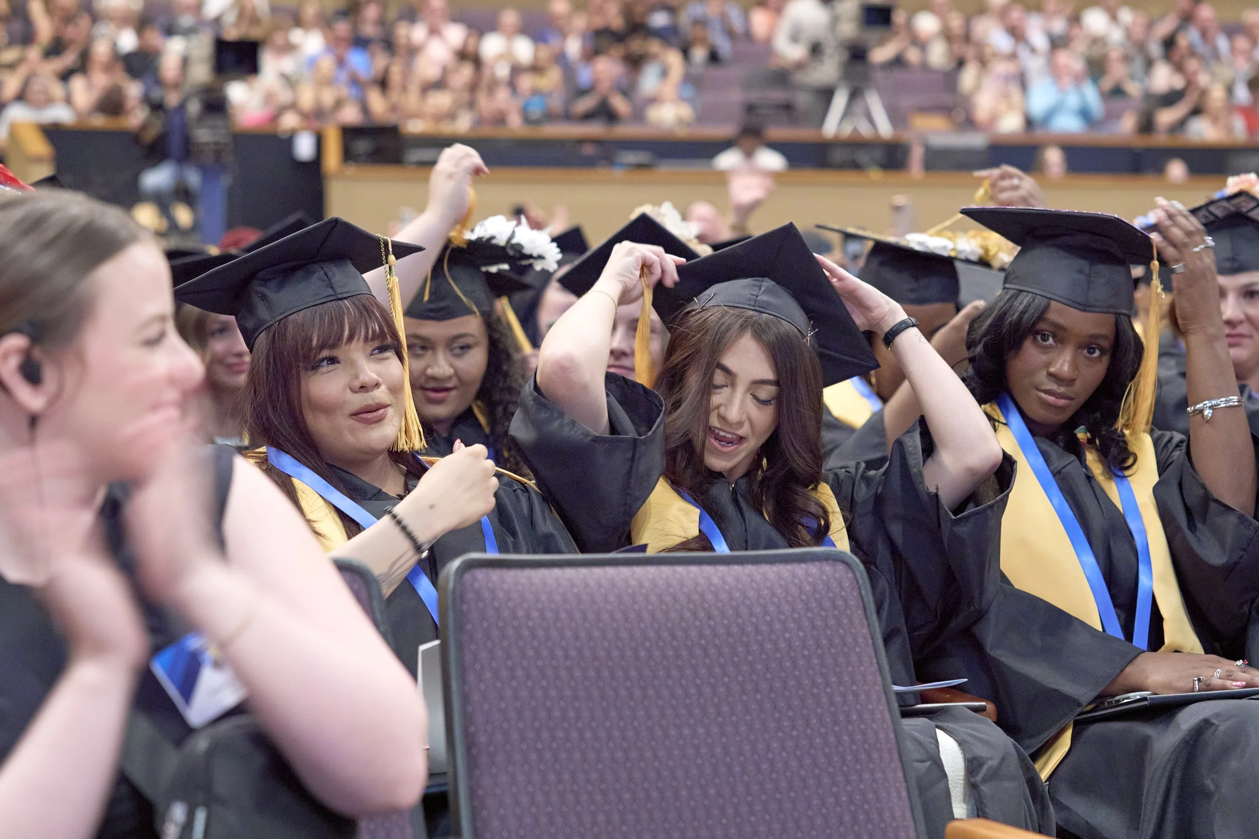 AZ-Nurses-College-Graduation_005.jpg
