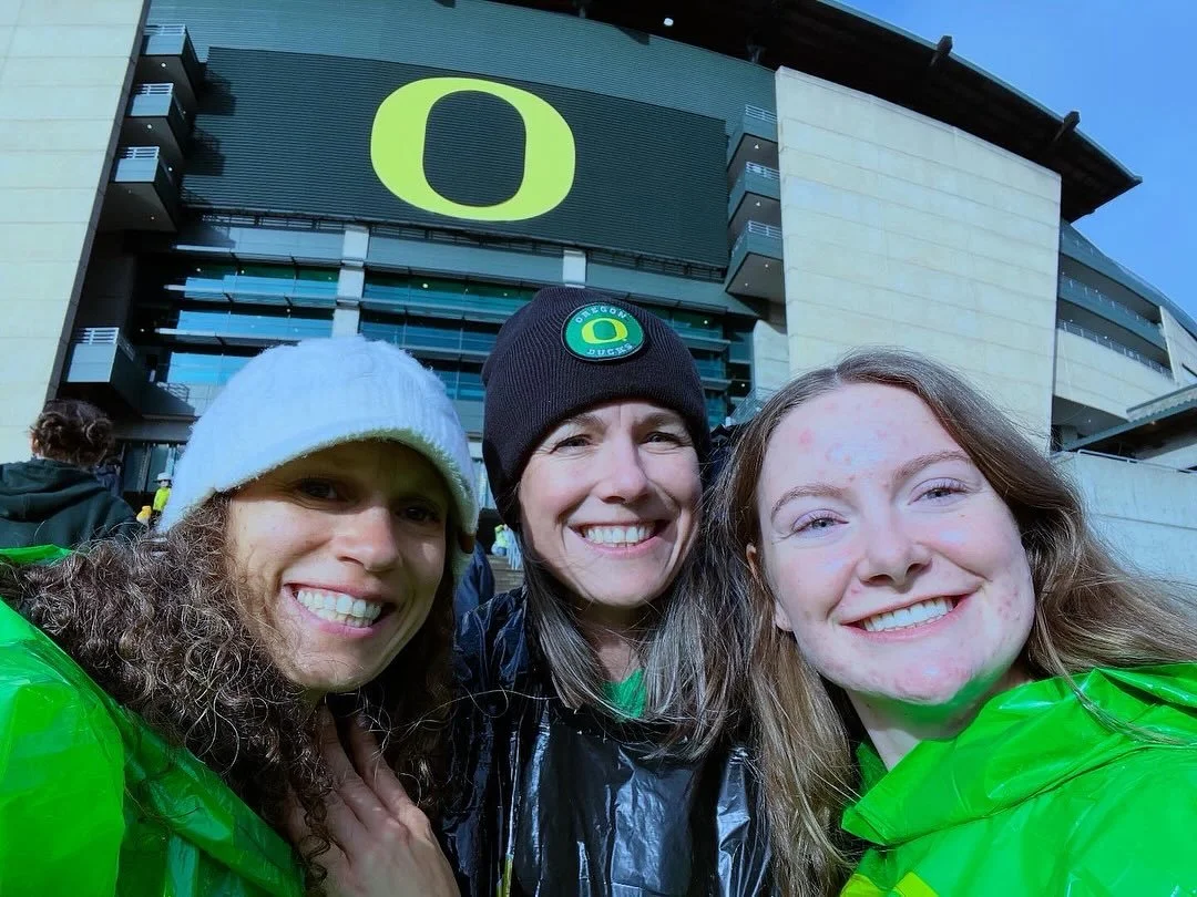 ✨Best weekend Ever!✨

➡️ You already know what I&rsquo;m gonna say: 
When you LEAD with LOVE everything is MAGICAL!! &hearts;️💚💛

Parents&rsquo; Weekend for our Baby Ducky included parent &amp; both bonus parents, and SO much fun! (And rain! 😬)

E