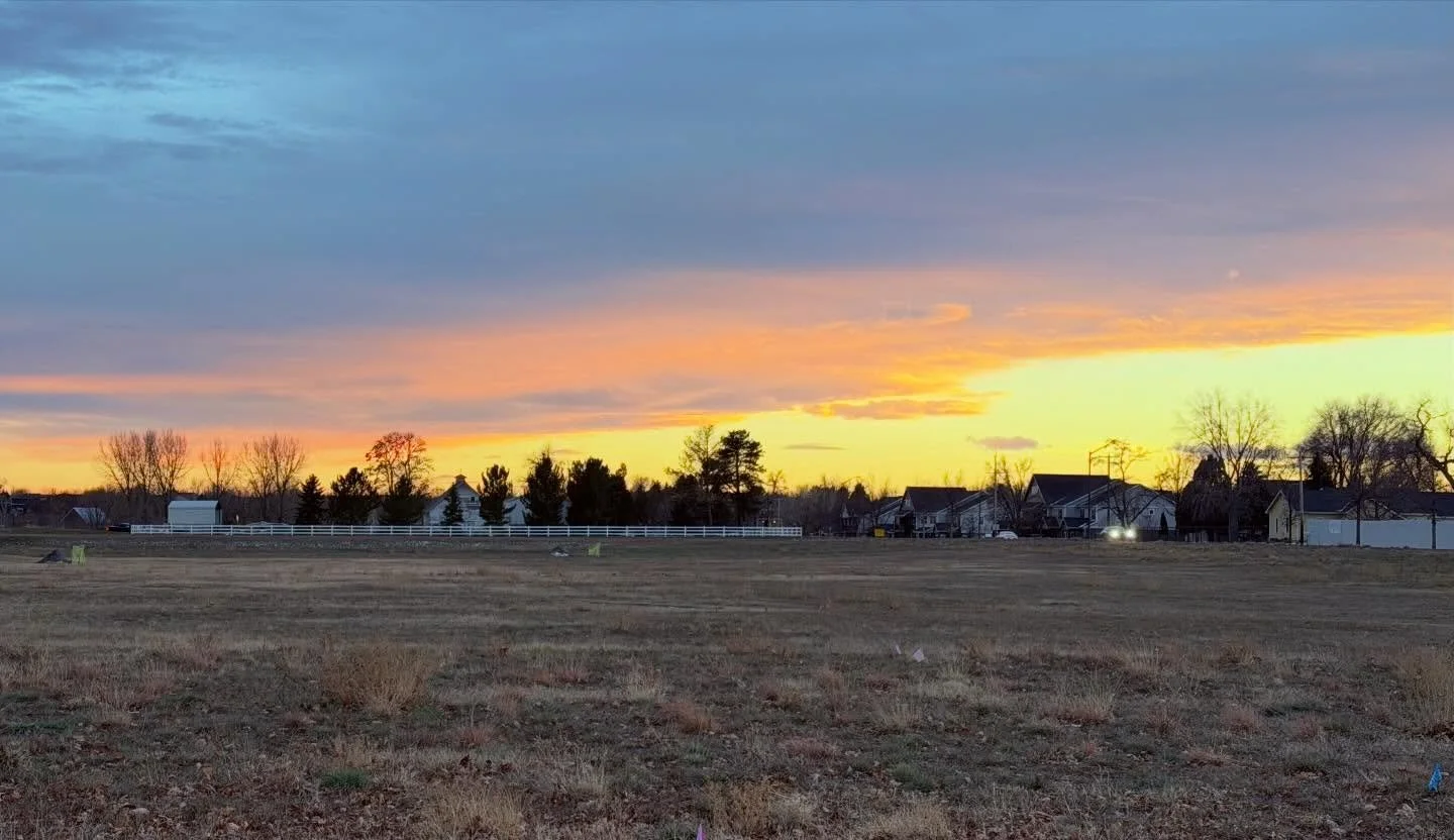 You miss 💯 of the shots you don&rsquo;t take. 

So take them ALL! 😍🌅

#doingitanyway 🏃&zwj;♀️

#hillarywolfereikiandcoaching #makeyourownmagic #reiki #reikimagic