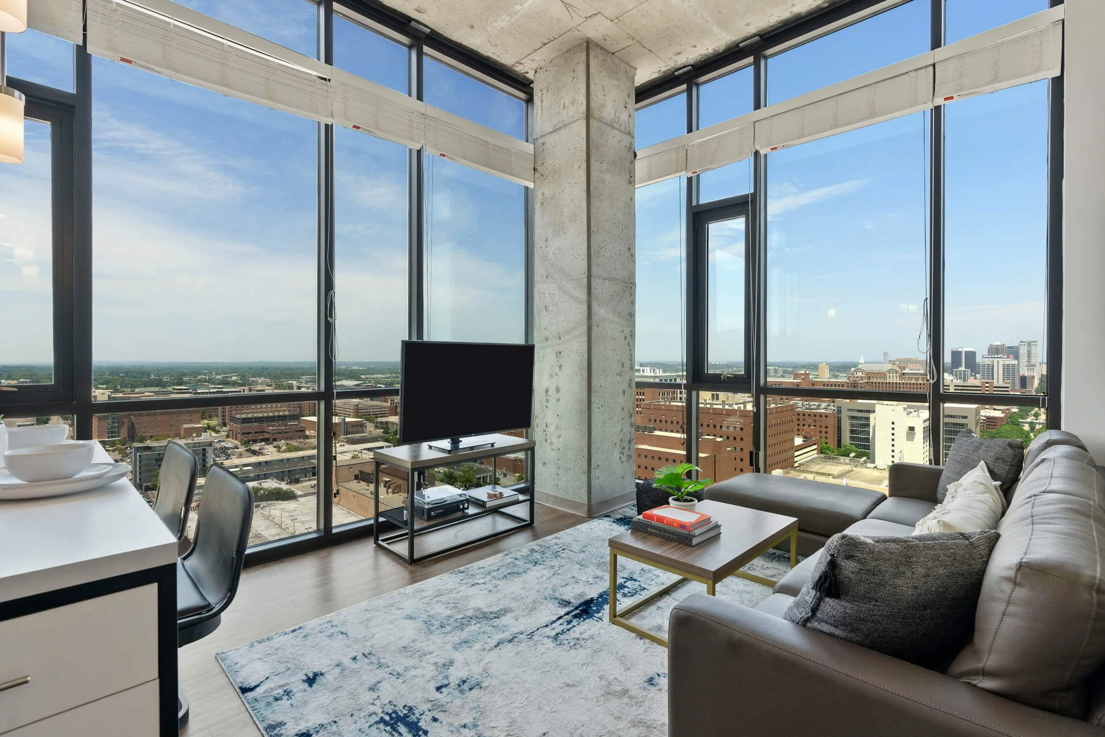 OffCampus Student Apartments Near UAB Scholar Birmingham