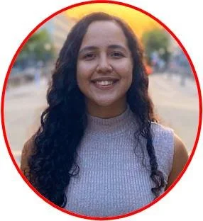 ANA L. DE FREITAS.jpg