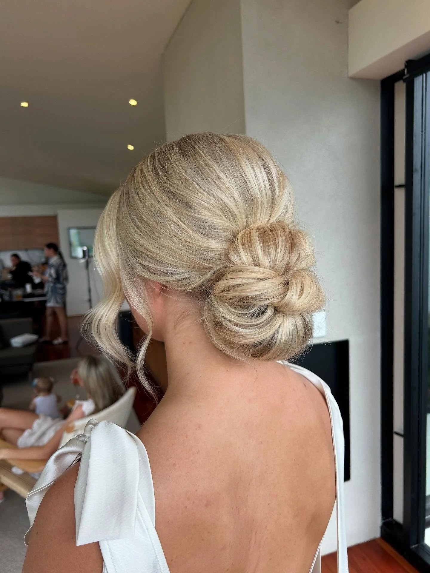 Beautiful, soft, full bun for my lovely bride @rbird10 🤍🤍🤍 One of my favourite styles is any shape or form of a bun! Always elegant and timeless! 

We used full pack clip in extensions from @superiorhairglobal . Styled using @ghdhair_anz gold styl