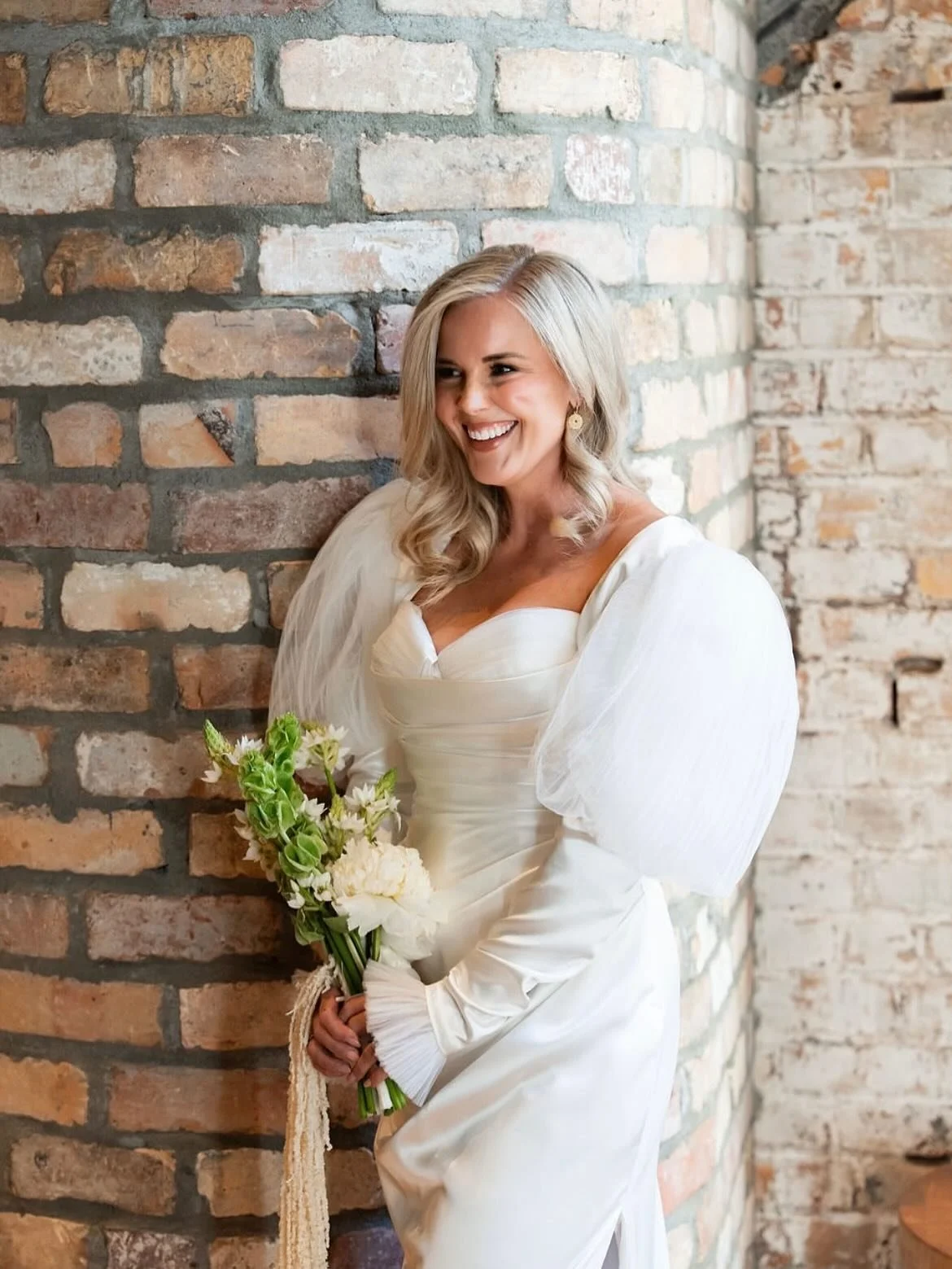 I was so lucky to do the Beautiful @gertie__b hair at @heracouture 15 year anniversary celebration 🤍 Absolute stunner and how fun to glam up stunning past brides of @heracouture, such a fun idea! 

Working in the @robynmunrohair team along with @the