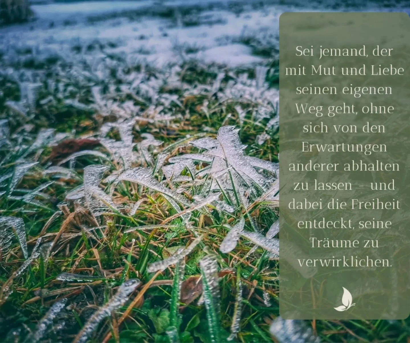 Wenn du Tag f&uuml;r Tag die Erwartungen anderer erf&uuml;llst, immer und immer wieder tust was dir vorgelebt und gesagt wird.... die Leere in dir wird immer gr&ouml;&szlig;er werden. 
Dein Leben wird sich erst dann erf&uuml;llt, zufrieden, harmonisc