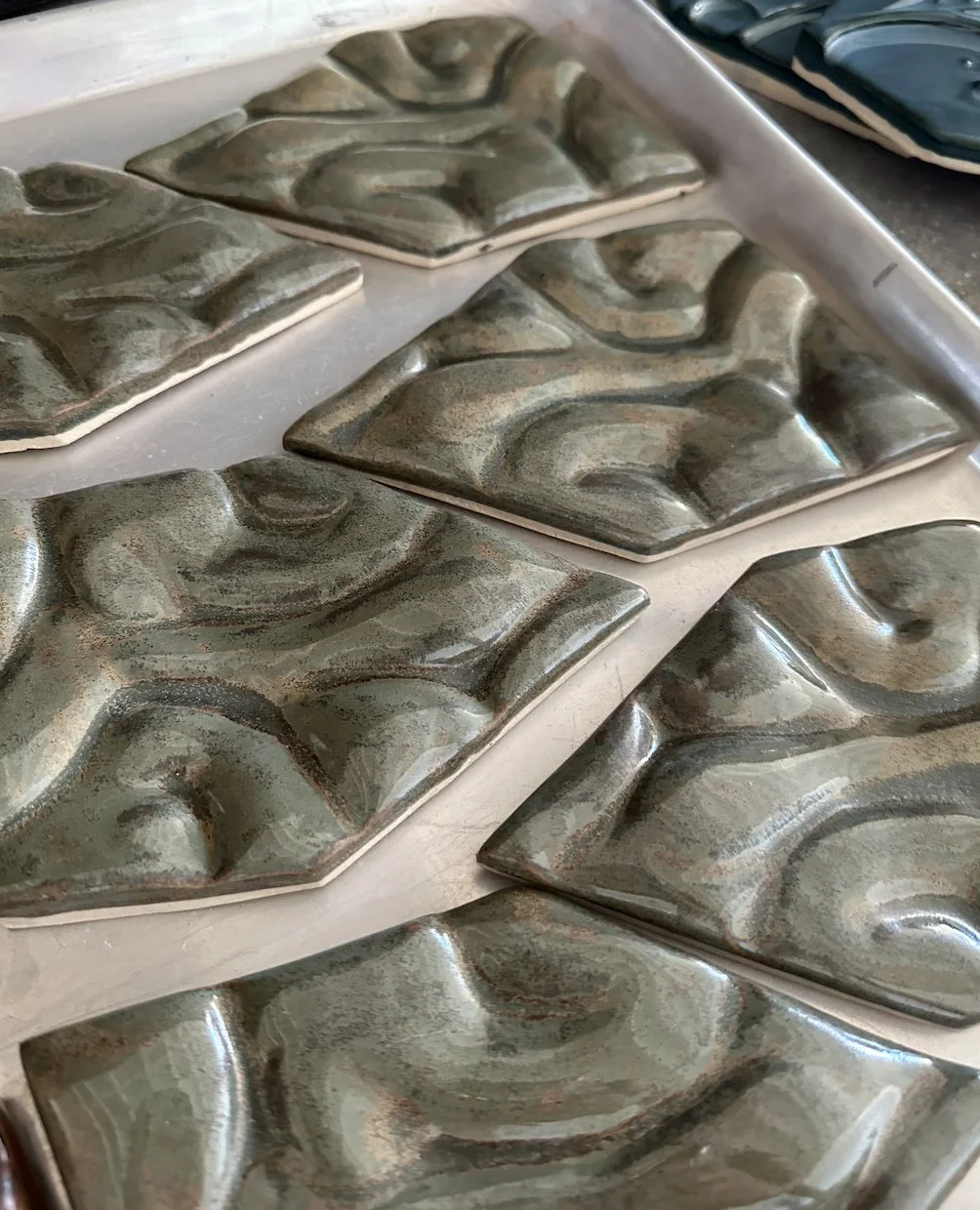 the elusive geometry of molten lava.⁠
⁠
this is a pattern and texture that fascinates us, implying both massive force and flow, and it creates otherworldly textures, embodying state change from solid to liquid and back again.⁠
⁠
our lava pentagon can