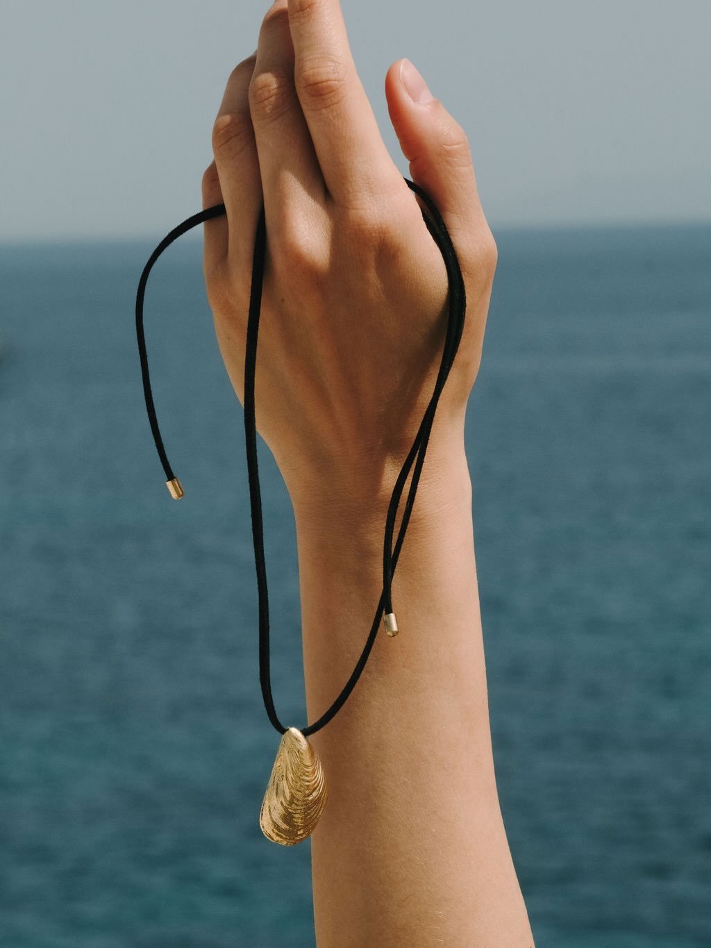 I&rsquo;m having a little S A L E to say goodbye to Shell Girl Summer 🐚 The mermaid vibes have been high! Now it&rsquo;s time to make room for new Fall styles. Enjoy 25% Off all silver and bronze shell jewelry - All sale styles are priced as marked 
