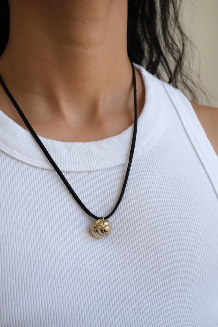 Bronze Mari Sprial Shell Cord Necklace